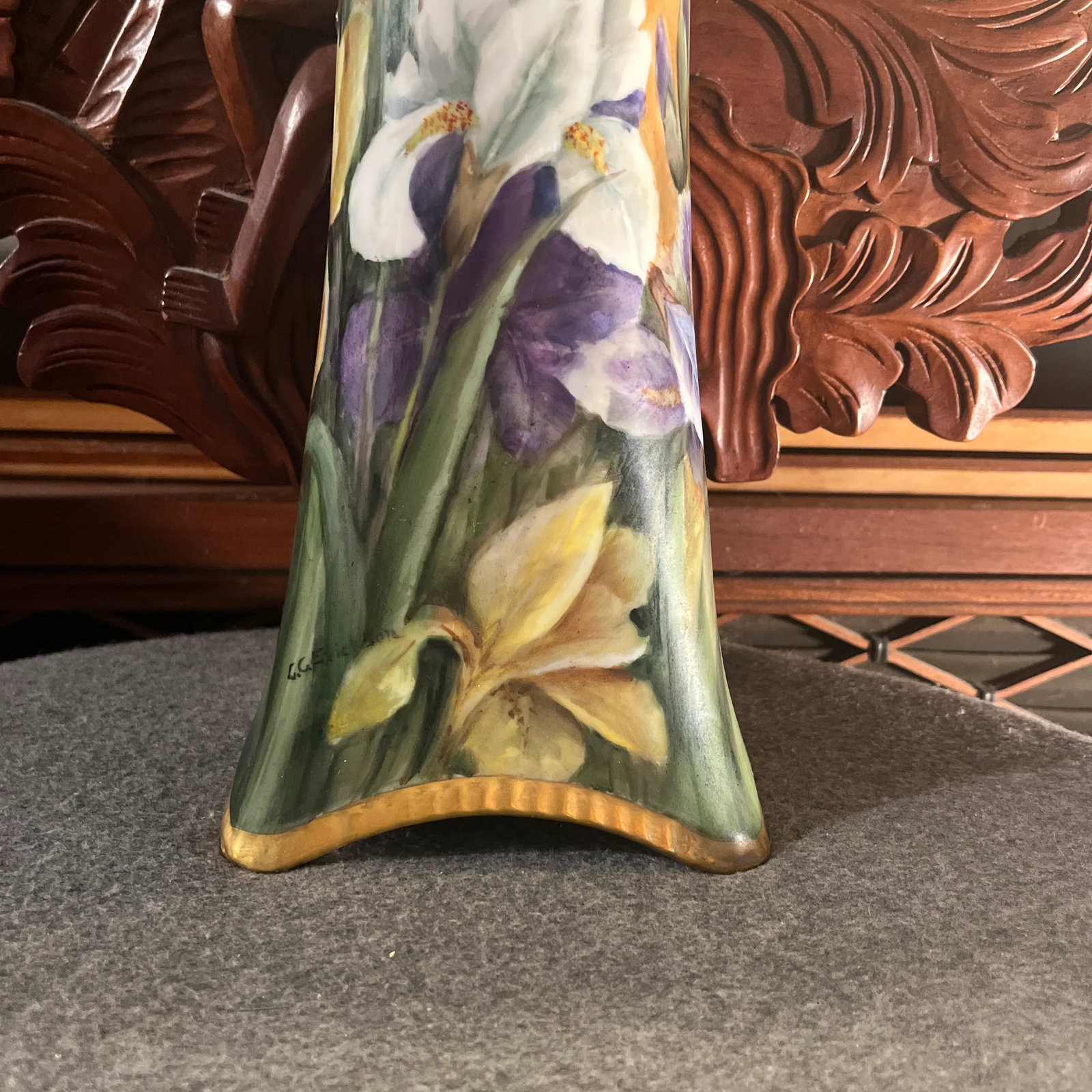 Early 20th Century Hand Painted German Bavaria Vase With Artist Signature - 10