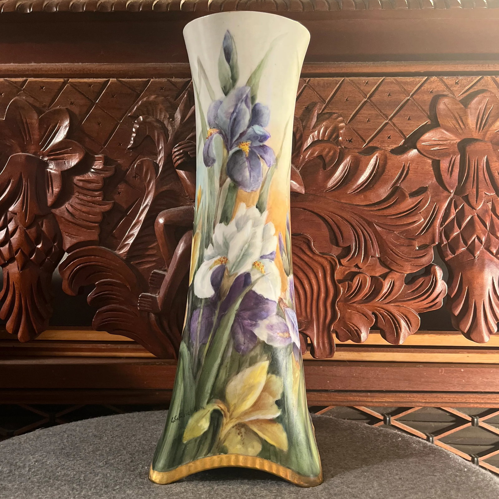 Early 20th Century Hand Painted German Bavaria Vase With Artist Signature - 11