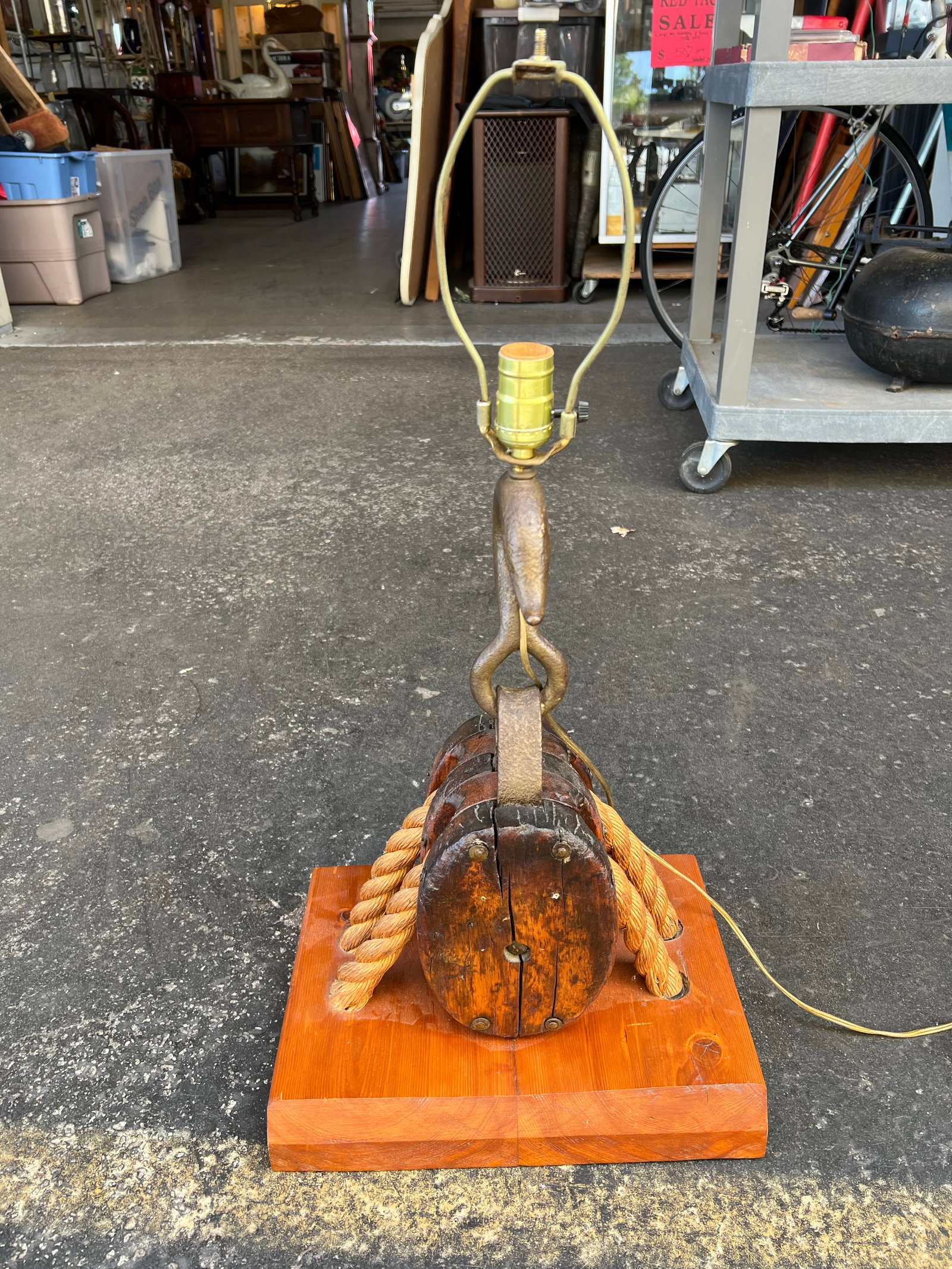 Vintage Double Block & Tackle Rustic Industrial Nautical Lamp - 4