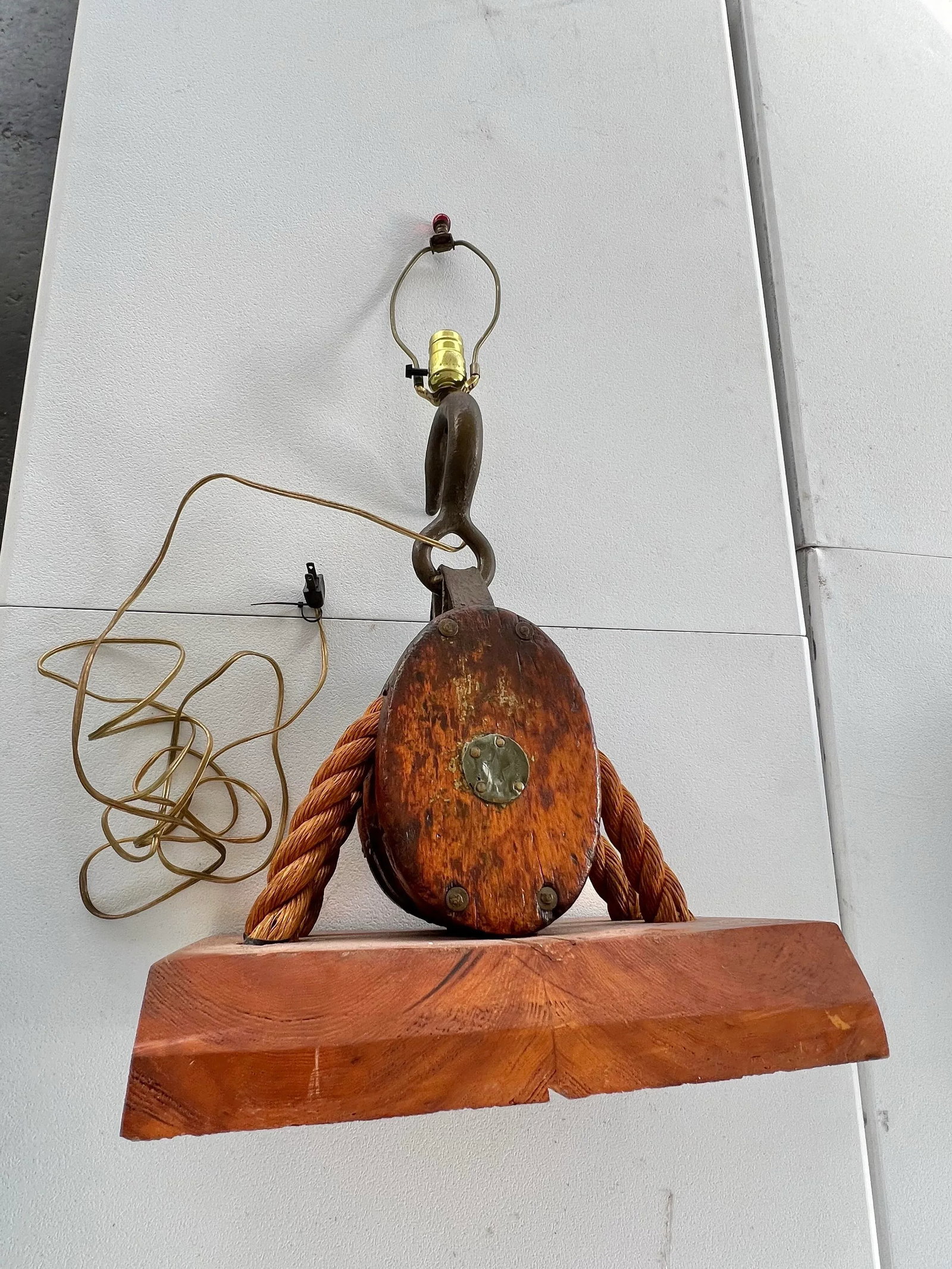 Vintage Double Block & Tackle Rustic Industrial Nautical Lamp - 5