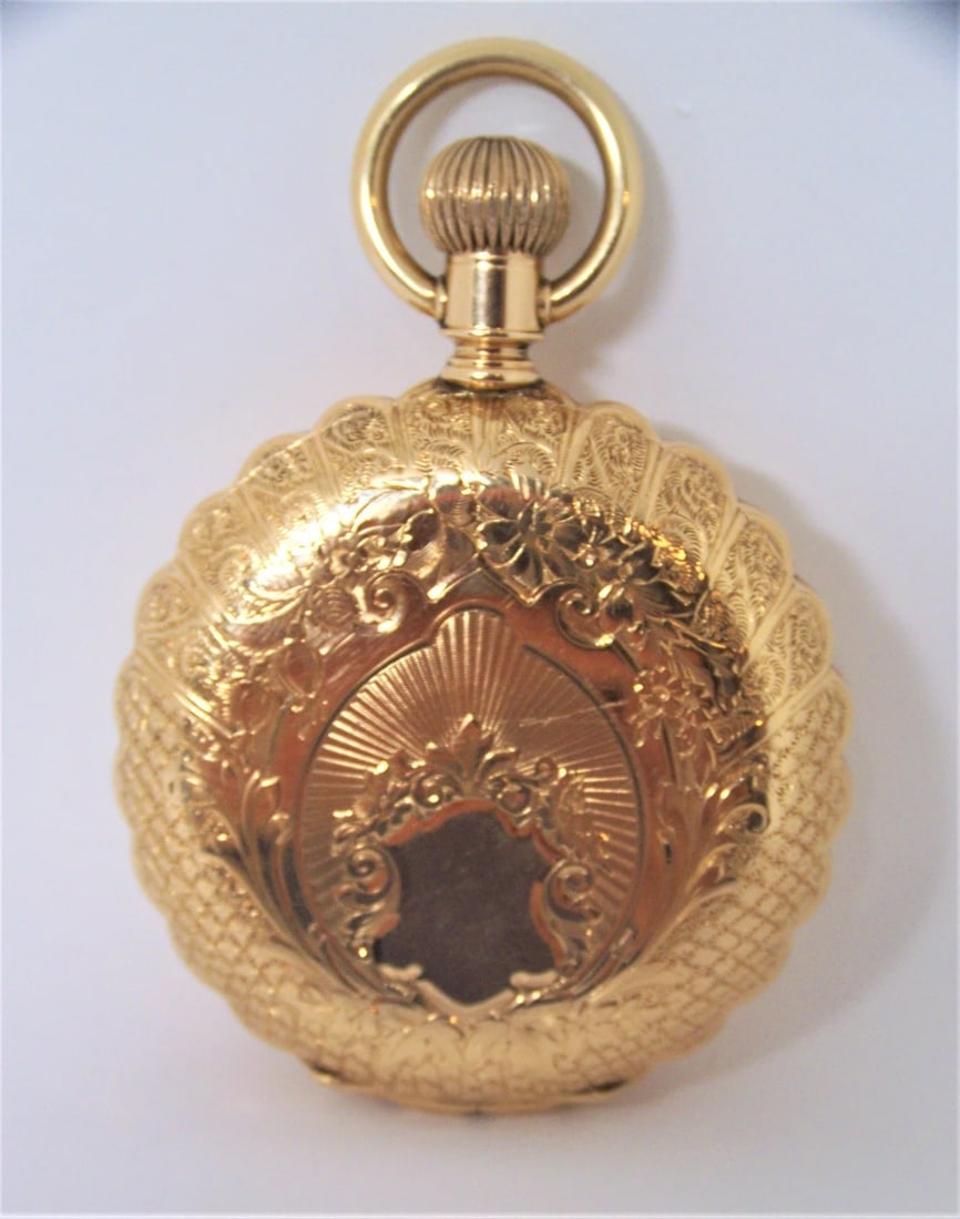 Antique Solid & Heavy 14K Gold E.HOWARD & Co BOSTON watch c.1900 HAND ENGRAVED: Antique Solid & Heavy 14K Gold E.HOWARD & Co BOSTON watch c.1900* HAND ENGRAVED Case This Howard pocket watch is USA made Great present for yourself or someone you love as well as for vintage collecto