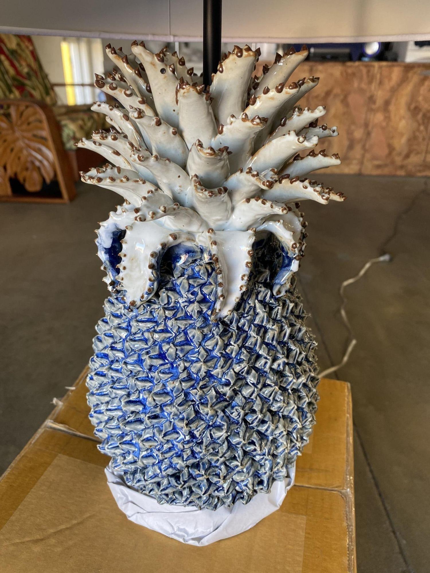 Modern Ceramic Pineapple Lamp With Large Shade W/ Shade - 2
