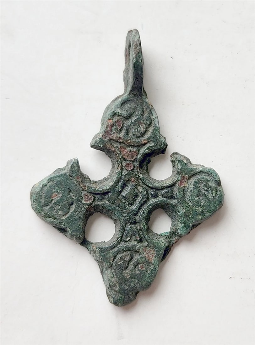 12th-13th CENTURY RUSSIAN Pre-MONGOLIAN orthodox icon NECK CROSS rare: Wear, visible on the photos Size: 1 by 1 1/4 inches Reserve: $126.00 Shipping: Domestic: Flat-rate of $25.00 to anywhere within the contiguous U.S. International: Foreign shipping rates are
