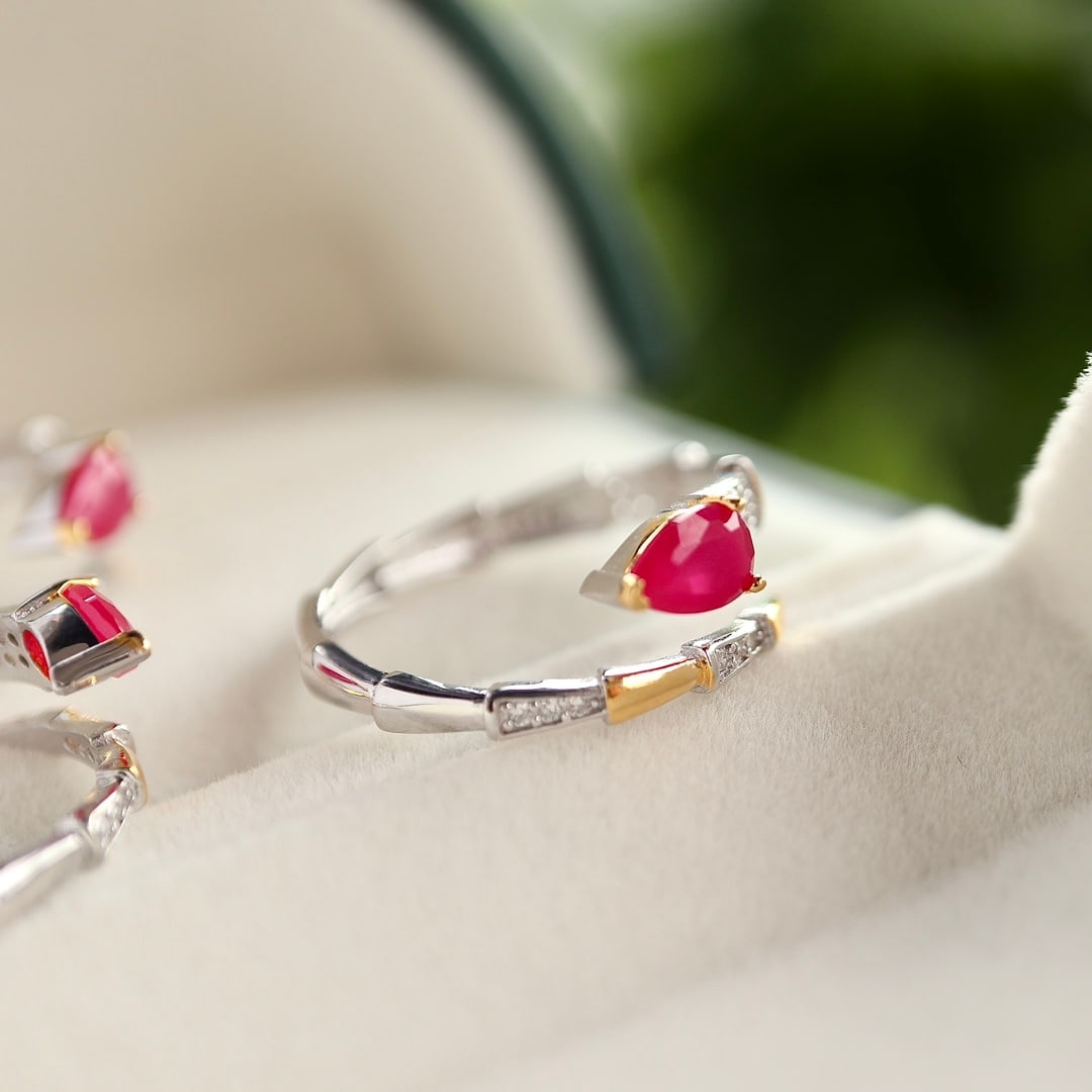 Sterling silver natural ruby ??ring - 6
