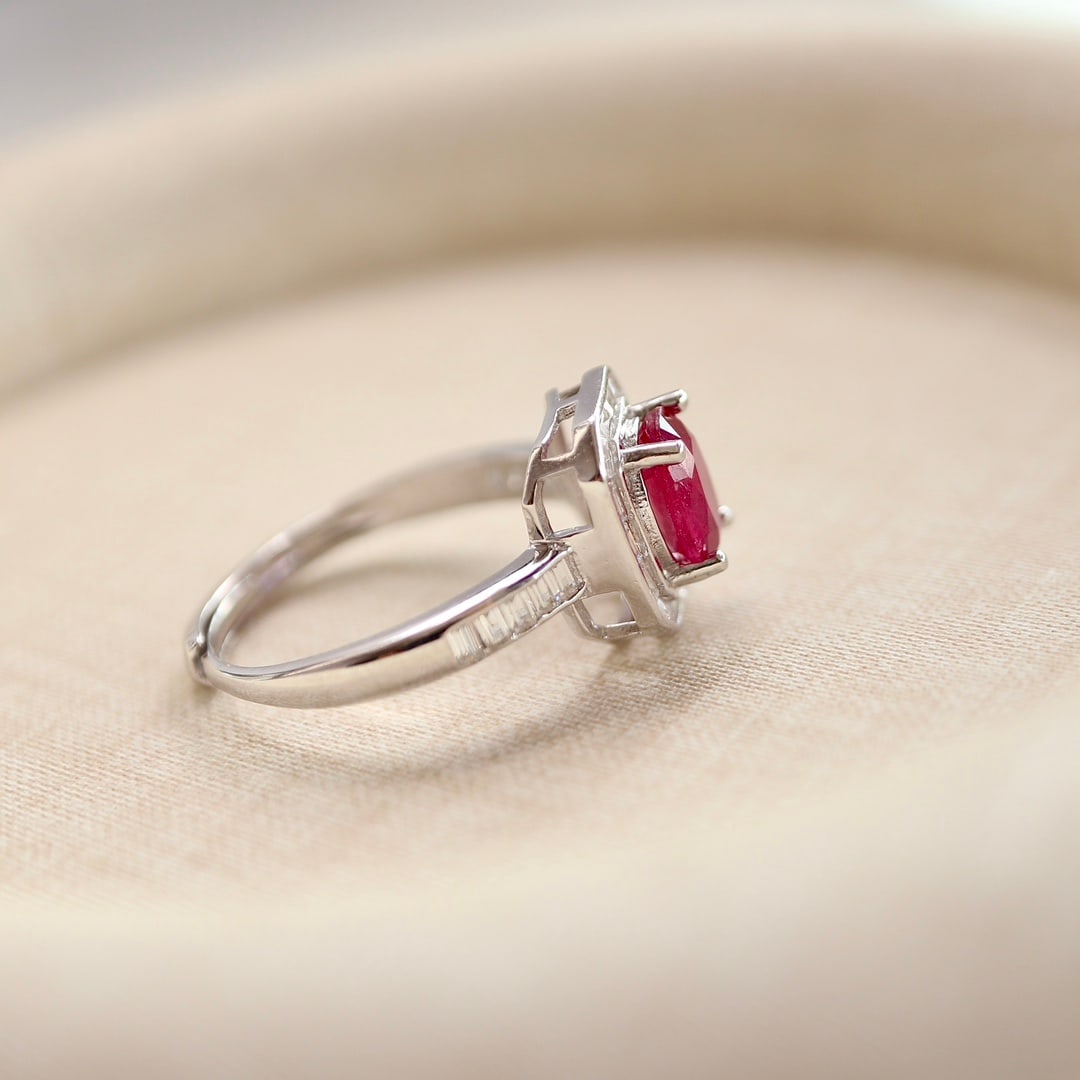 Sterling silver natural ruby ??ring - 8