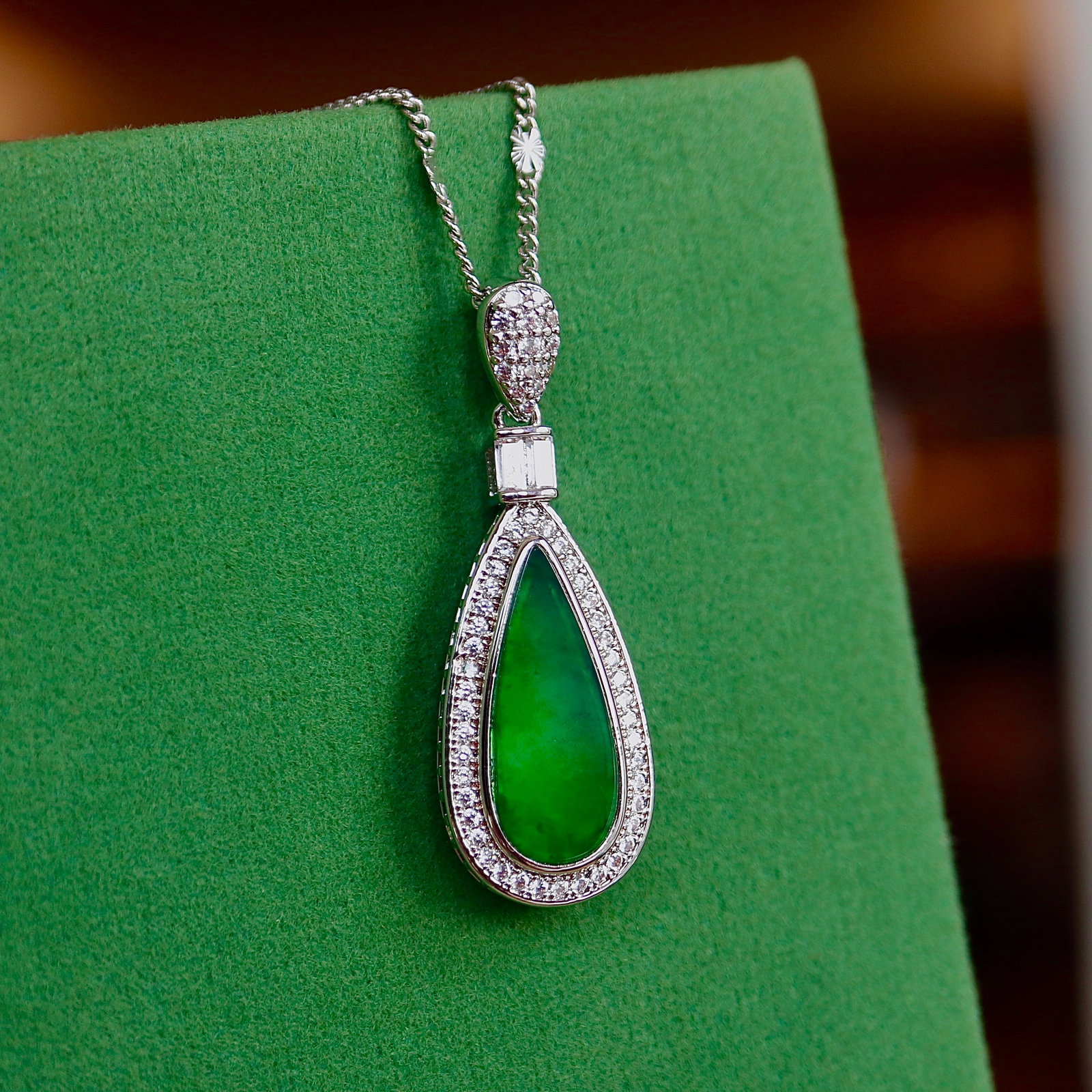 Natural jade pendant - 4