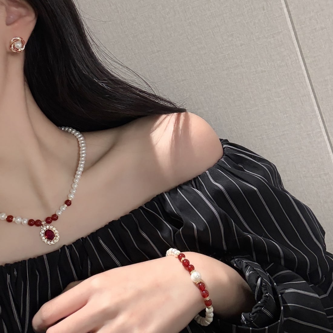 Natural Freshwater Pearl Set - 2