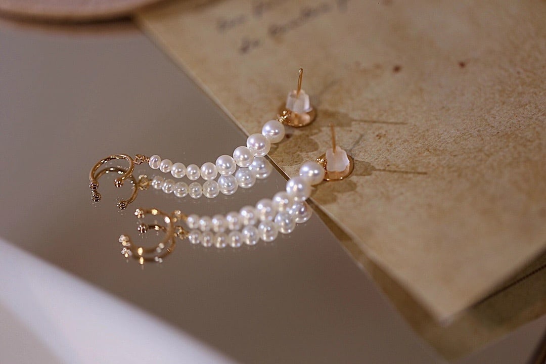 Natural Pearl Ear Studs and Ear Cuff (1 of 9)