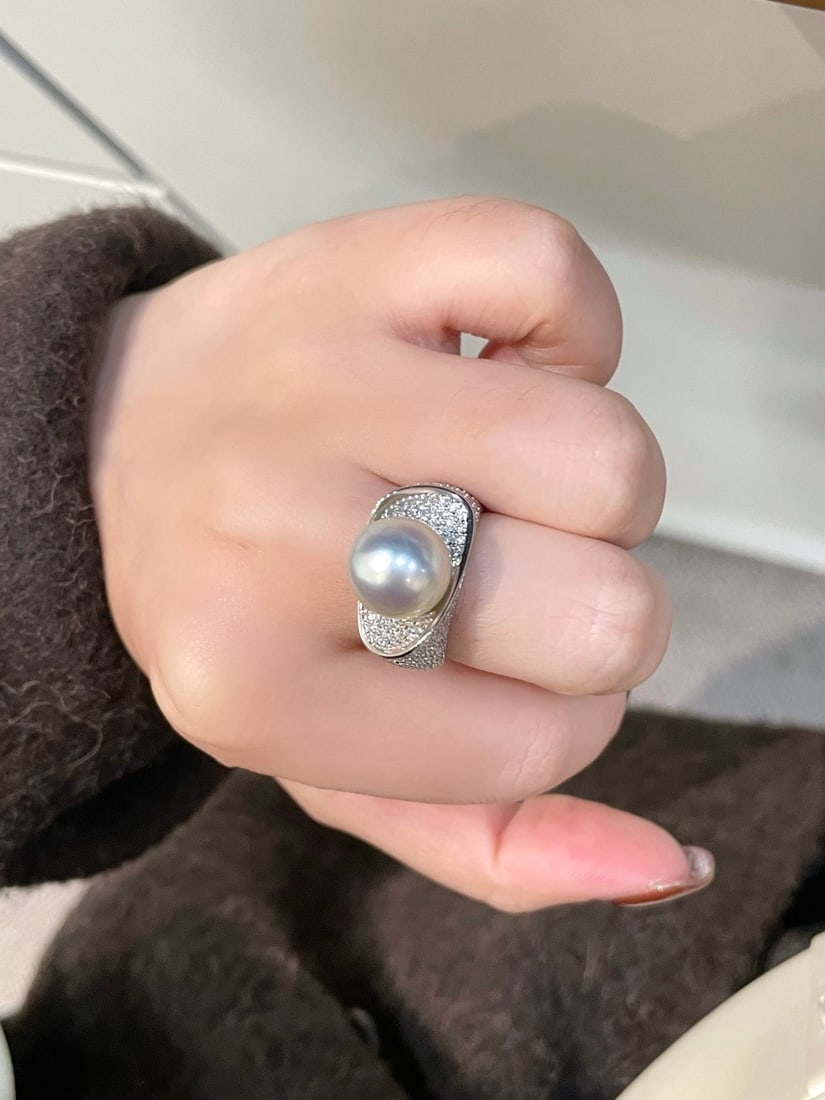 Sterling Silver Natural White Pearl Ring - 7