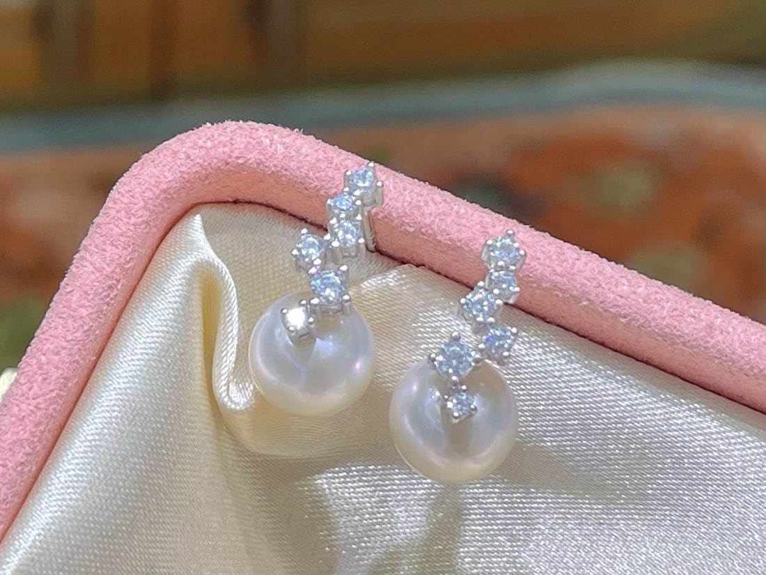 Natural Freshwater Pearl Earrings - 4