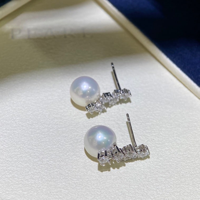 Natural Freshwater Pearl Earrings - 9