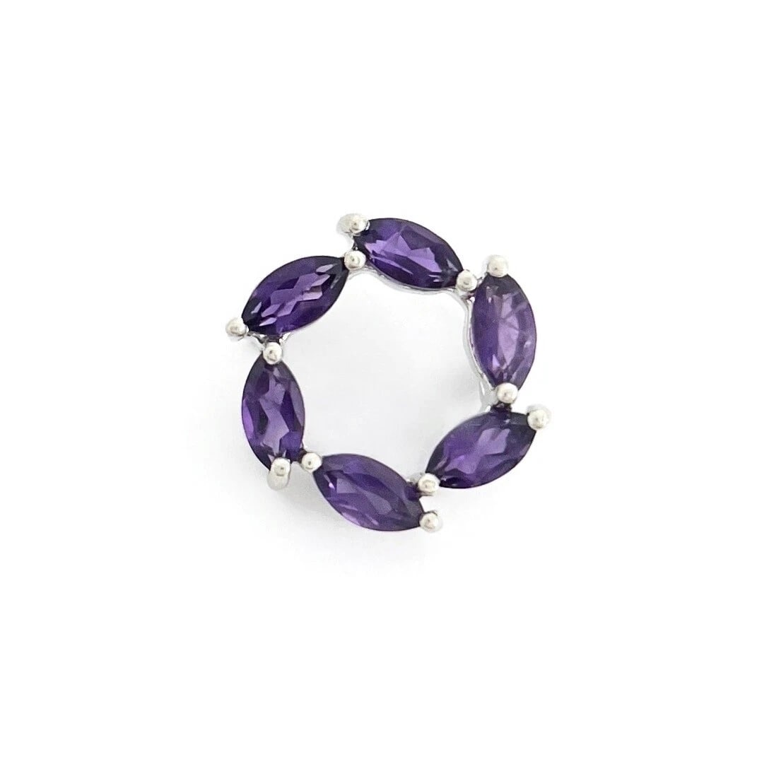 Estate Purple Quartz Circle of Life Necklace Pendant Sterling Silver, 1.74 Gr: Estate Purple Quartz Circle of Life Necklace Pendant Sterling Silver, 1.74 Gr These is such an beautiful pendant. Please let us know if you have any questions. Gemstones: 6 marquise-shaped purple quar