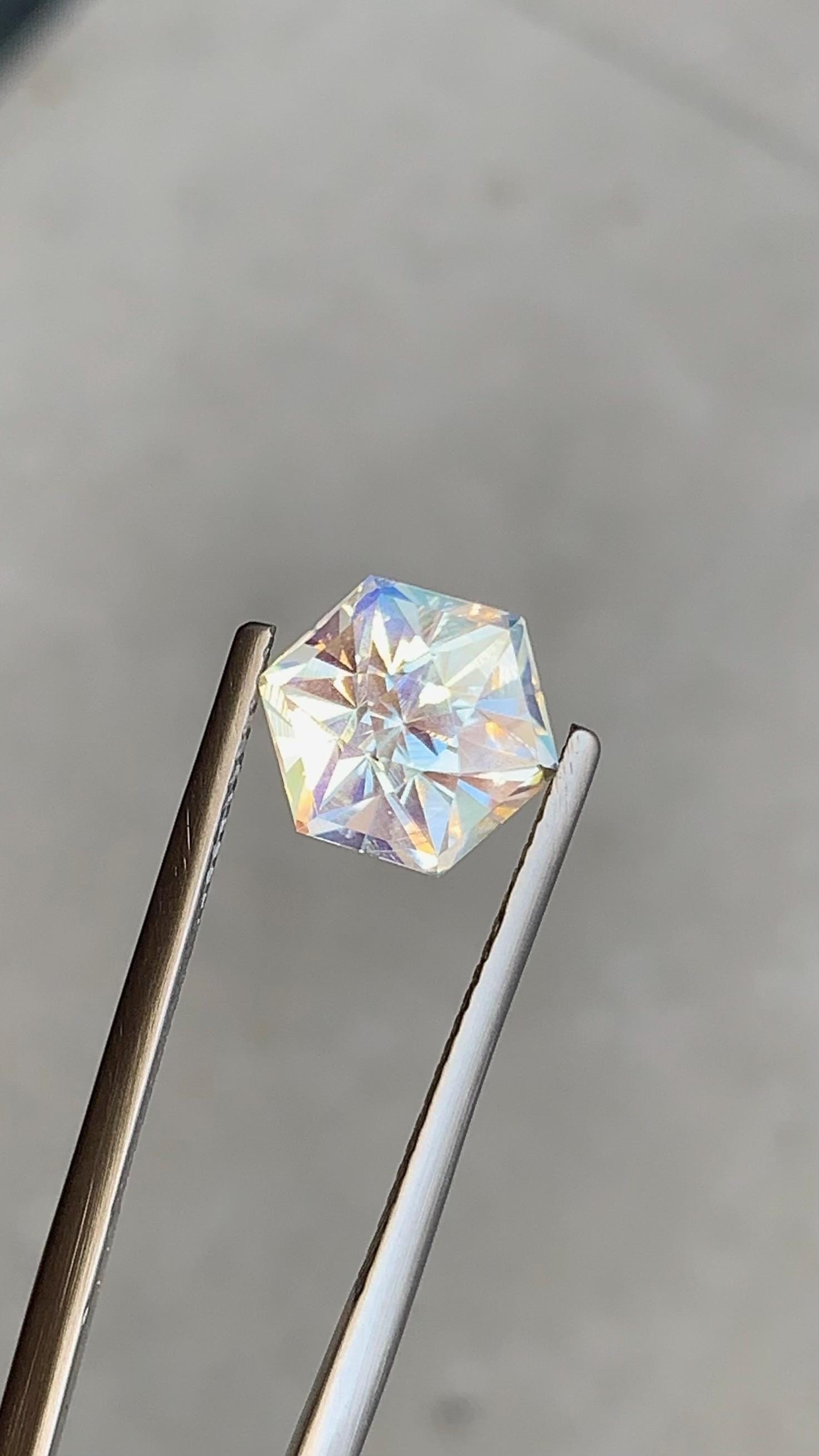 Natural Moonstone Fancy Cut Hexagon , From Srilanka , 3.19 CT (1 of 5)