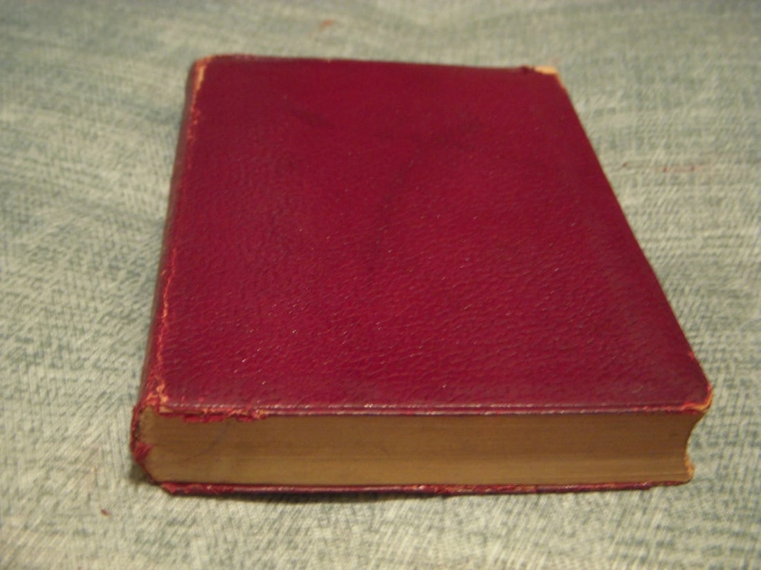 The Poetat the Breakfast Table Oliver Wendell HolmesPrinted England,Leather, VTG - 8