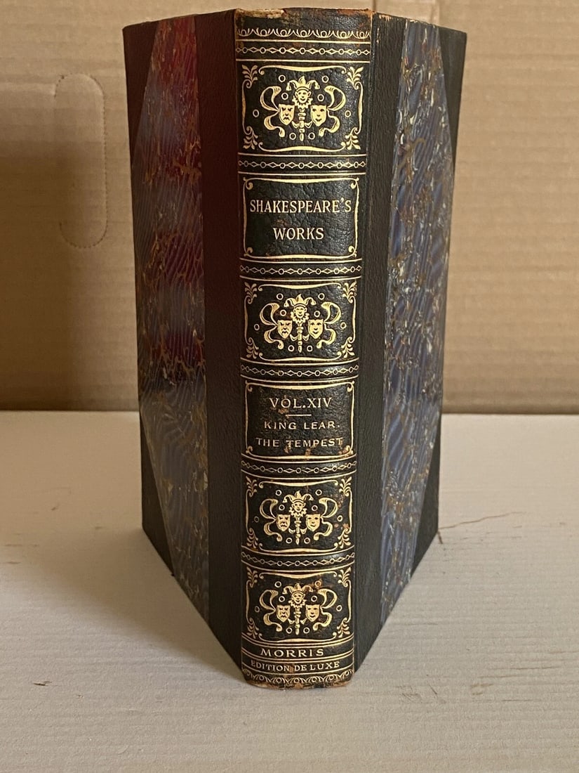 Shakespeare’s Works Elgin Ed. Deluxe Vol.XIV King Lear, The Tempest 1901 Morris: This rare Elgin Edition De Luxe of Shakespeare’s Works Vol. XIV printed for subscribers only is #360 of 1,000 numbered sets. Printed in 1901 for John D. Morris & Company, Philadelphia, Pa., illu