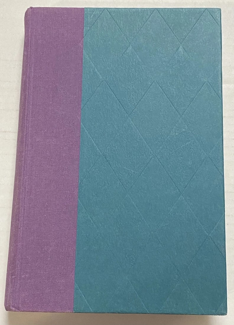 Harry Potter and the Prisoner Of Azkaban 1999 First American Ed/Print HC DJ VG: Harry Potter and the Prisoner Of Azkaban 1999 First American Edition/First Printing HC No DJ VG. No writing, no missing loose or torn pages. Tight binding. Slight puckering lower spine end. See photos