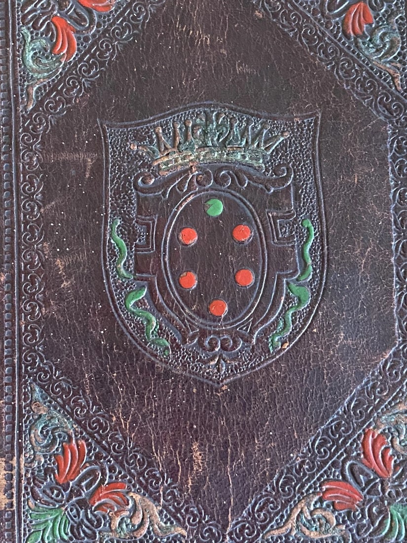 The Works Of H. Rider Haggard One Vol. 4 Stories 1928 Rare Leather Bound Black: The Works Of H. Rider Haggard One Vol. 5 Stories 1928 Rare. Stories include: Vol. I Cleopatra; Vol. II She; Vol. III King Solomon's Mines; Vol. IV Allan Quatermain; Vol. V Maiwa's Revenge. Ornate Desi