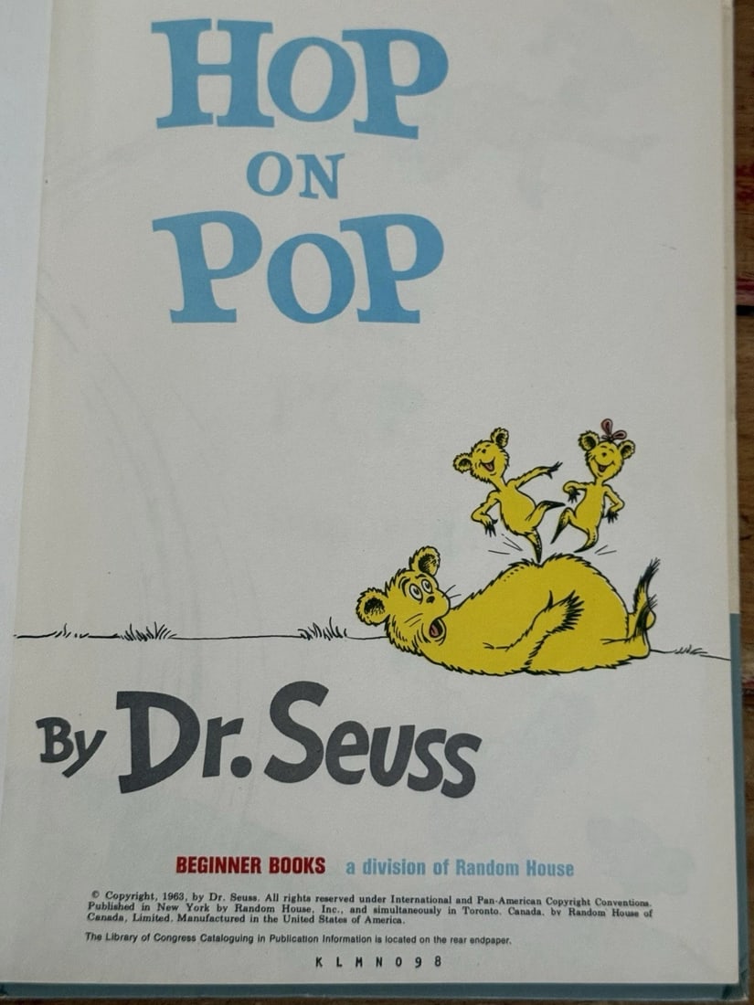 Hop on Pop Dr. Seuss 1963 Random House Book Club Edition HC Very Good Condition - 2