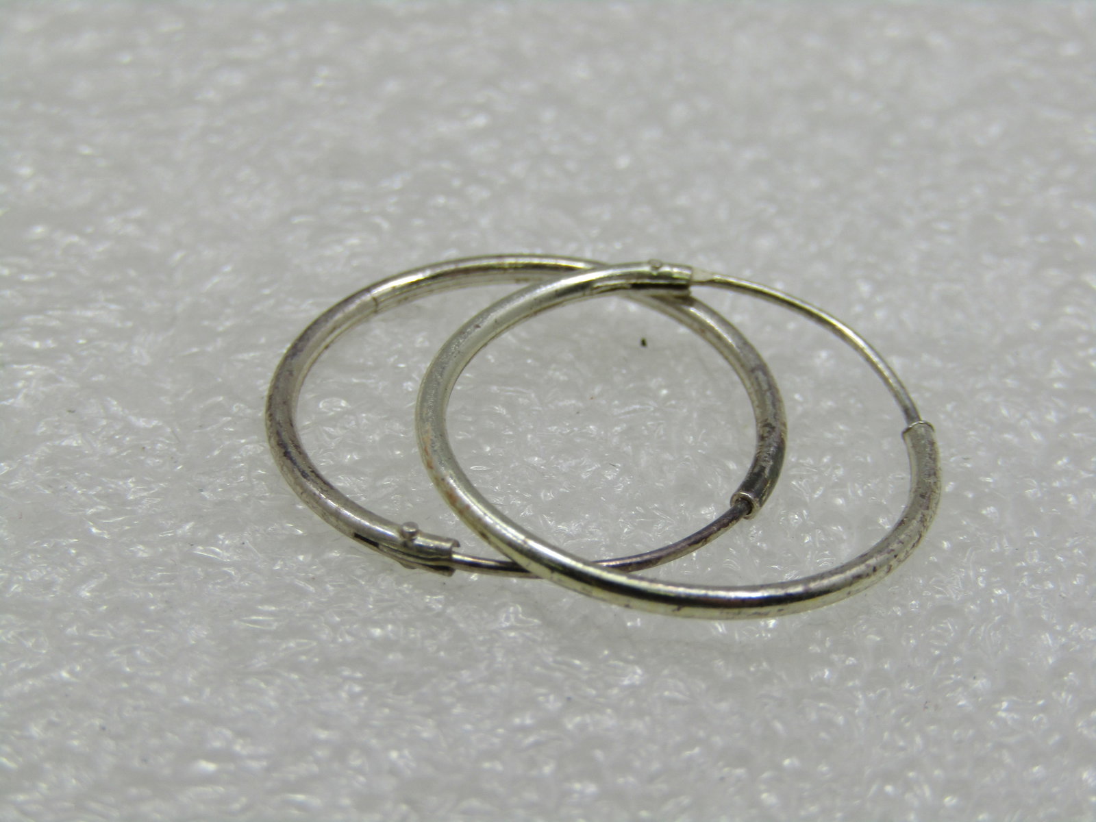 Vintage Sterling Silver 1" Hoop Pierced Earrings - 5