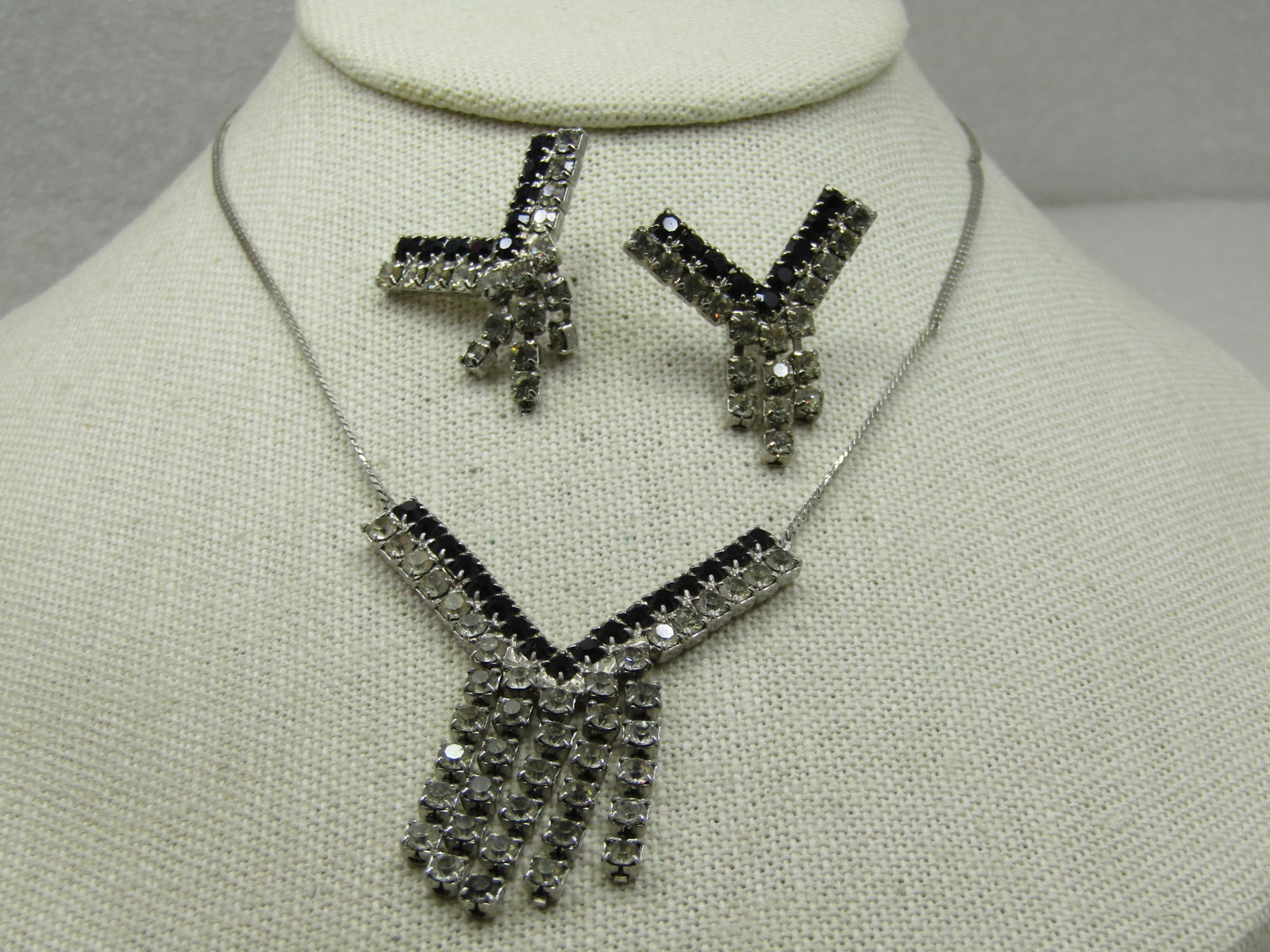 Vintage Rhinestone Necklace & Earrings, Black Clear V-Drop - 2