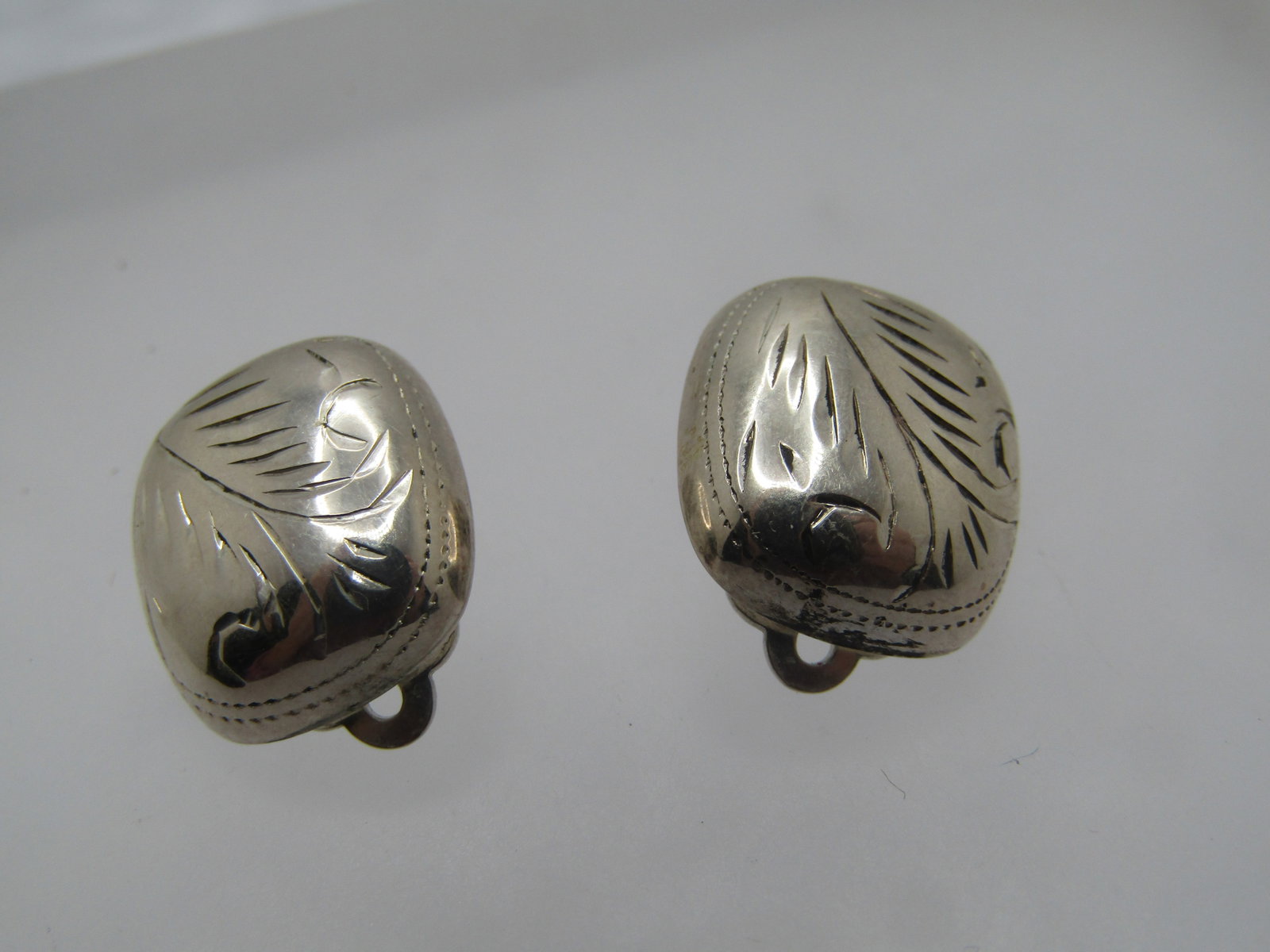 Vintage Sterling Etched Clip Earrings, Rectangular, 1970's-1980's. - 5