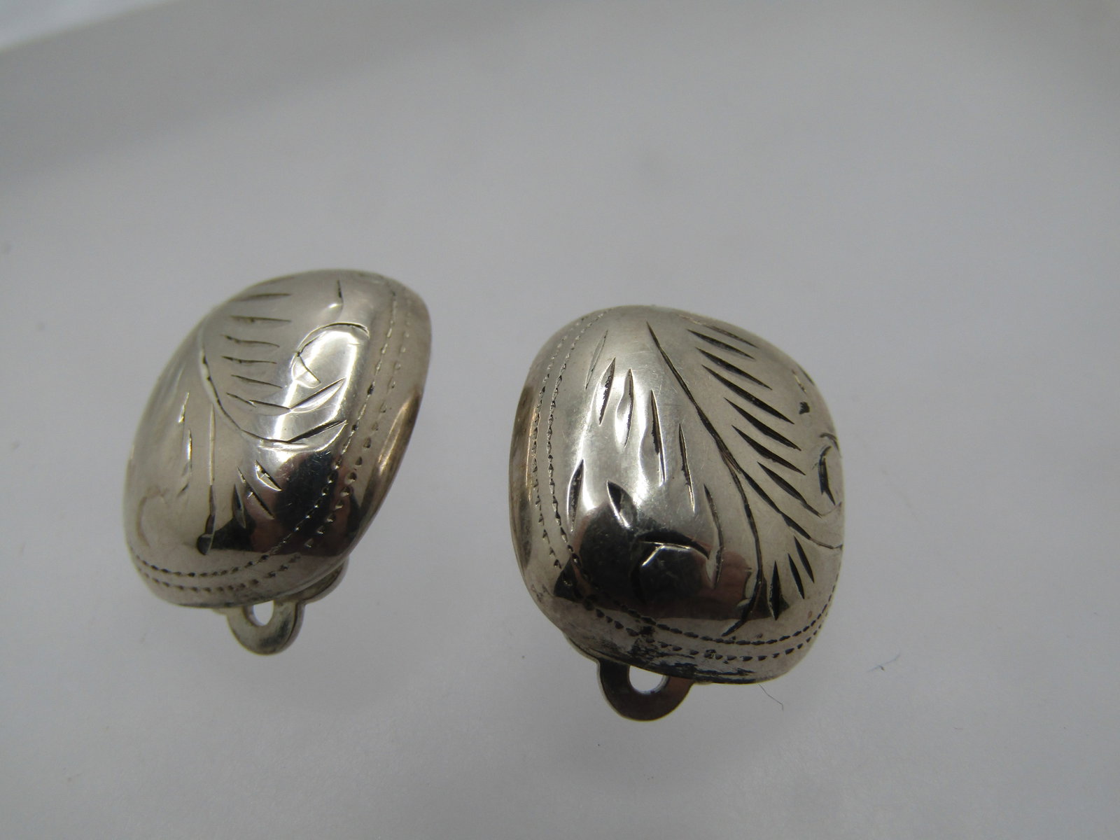 Vintage Sterling Etched Clip Earrings, Rectangular, 1970's-1980's. - 6