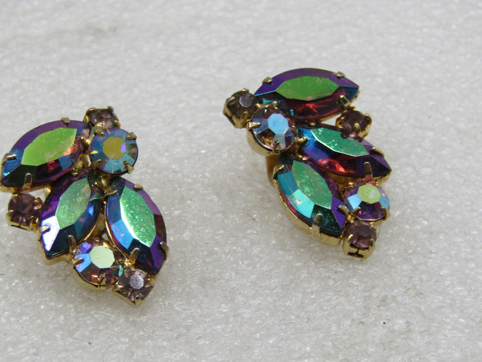 Vintage Aurora Boralis Rhinestone Clip Earrings, Peacock Hues - 2