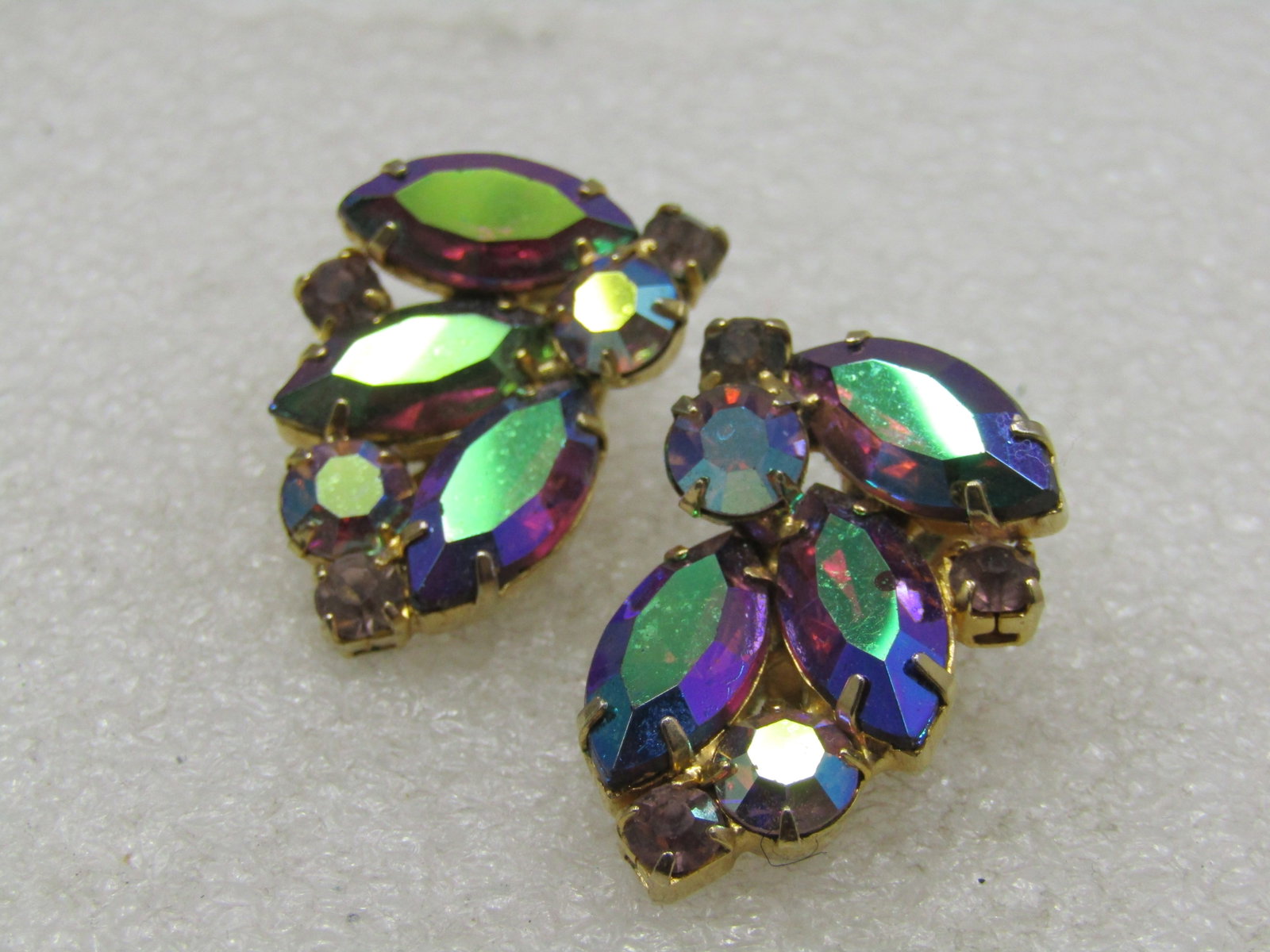 Vintage Aurora Boralis Rhinestone Clip Earrings, Peacock Hues - 4