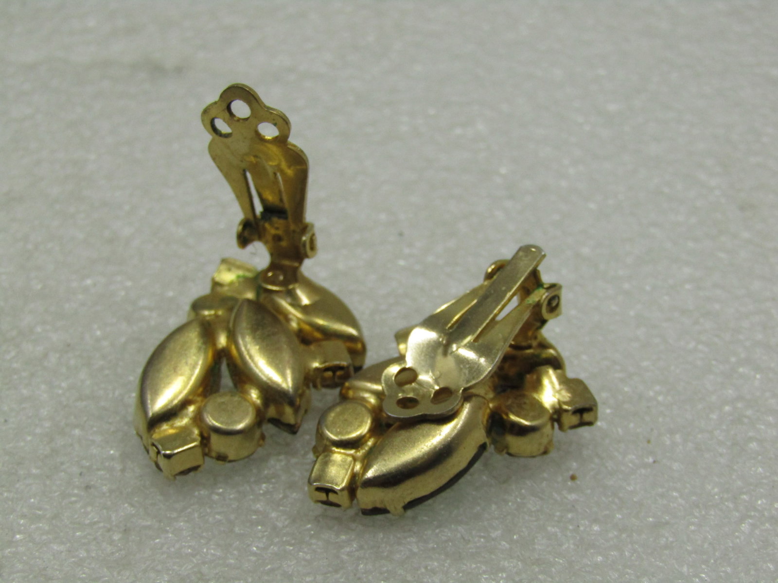 Vintage Aurora Boralis Rhinestone Clip Earrings, Peacock Hues - 5
