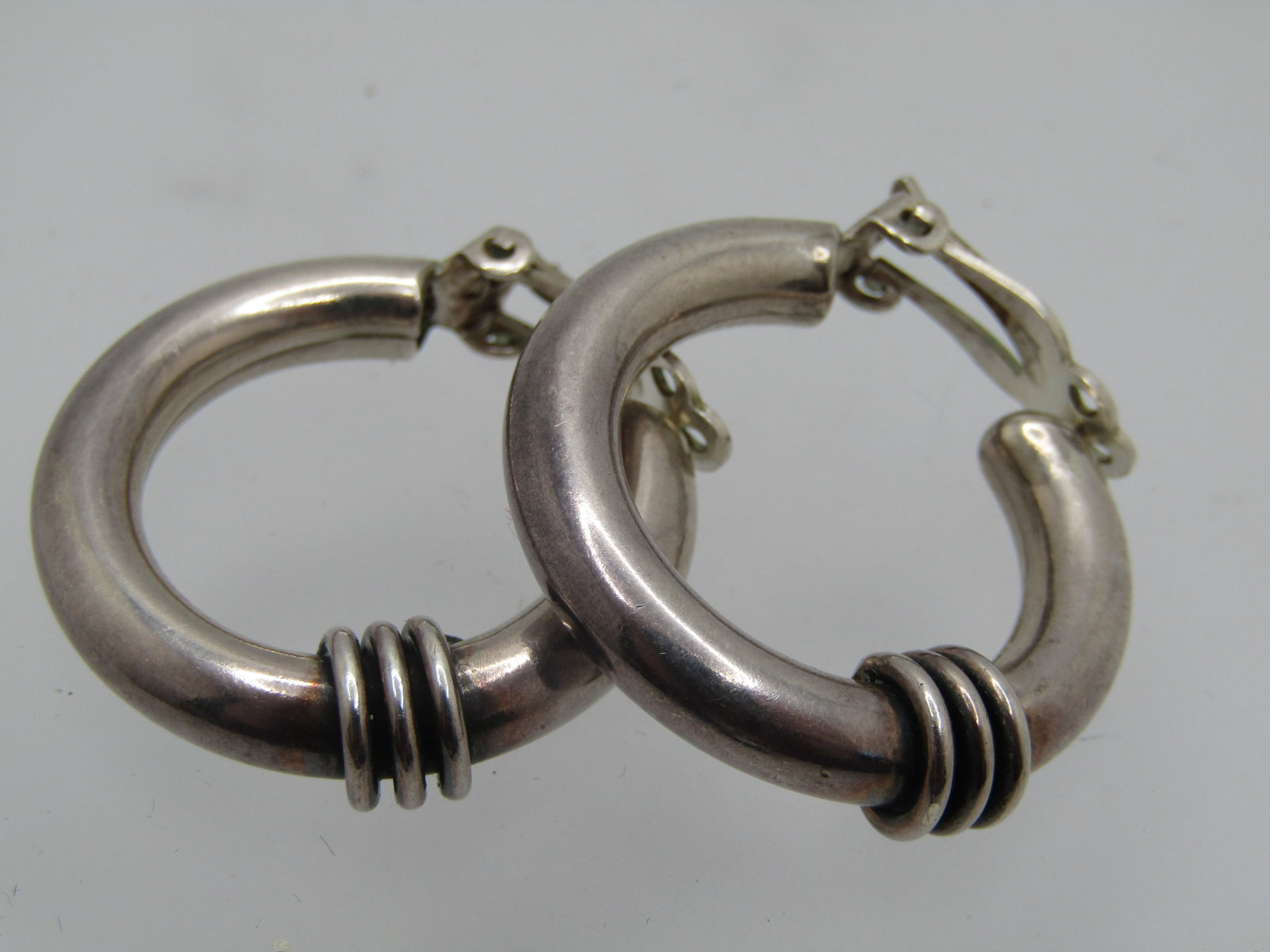 Vintage Sterling Hoop Earrings, Clip, Southwestern Vibe, 1-1/8" - 4