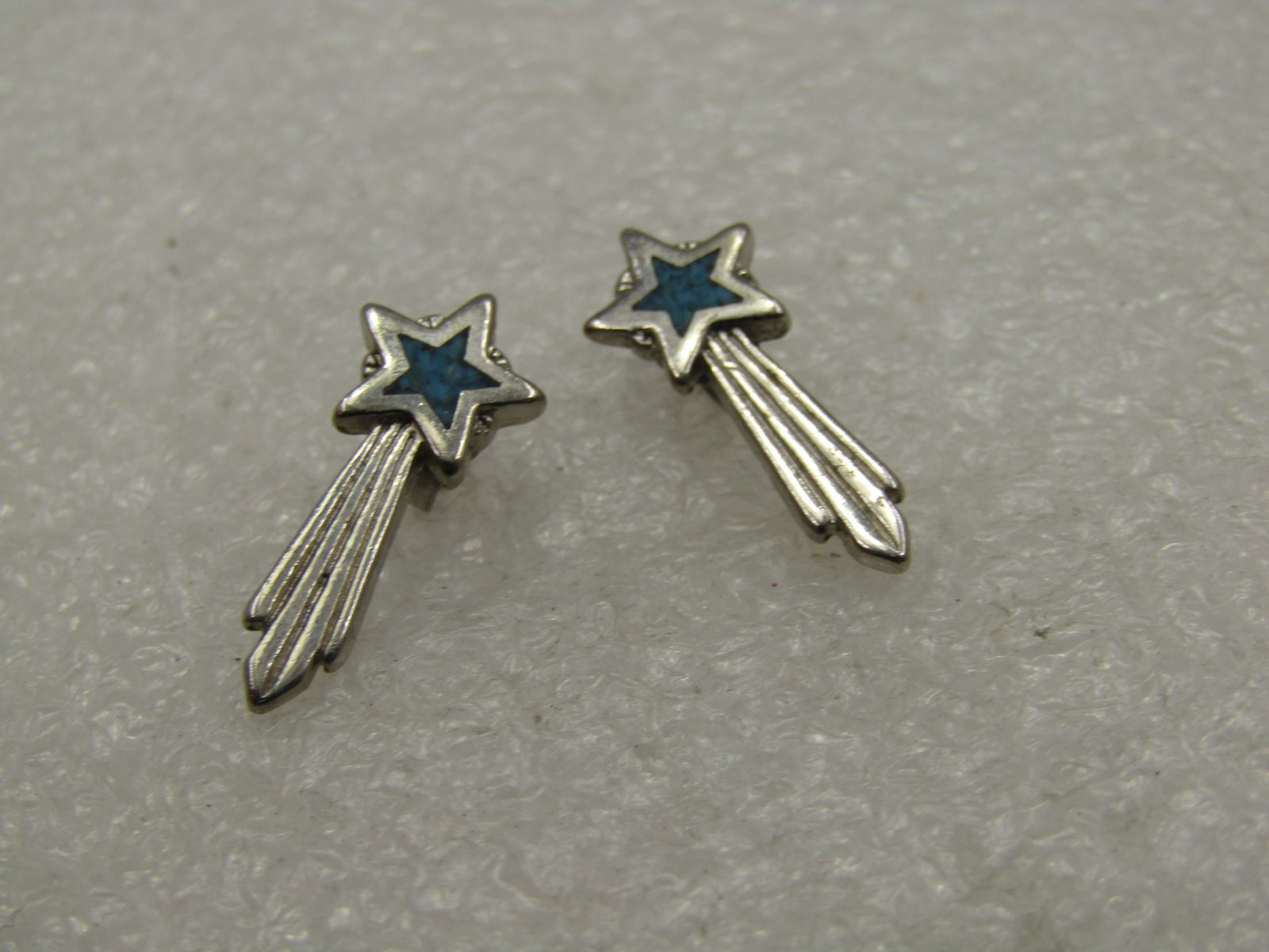 Turquoise Chip Shooting Star Earrings, 1983 Signed, Pierced - 4