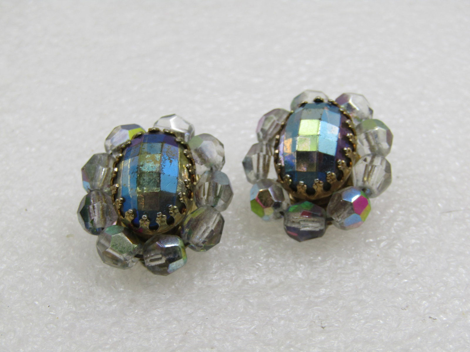 Vintage Peacock Aurora Borealis Clip Earrings, 1940's - 5