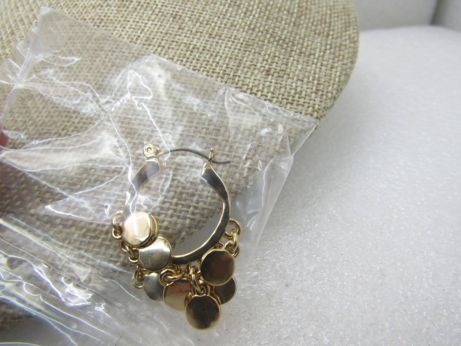 Avon Hoop Disc Earrings, Piereced, New in Box, Gold Tone, Unopened - 3