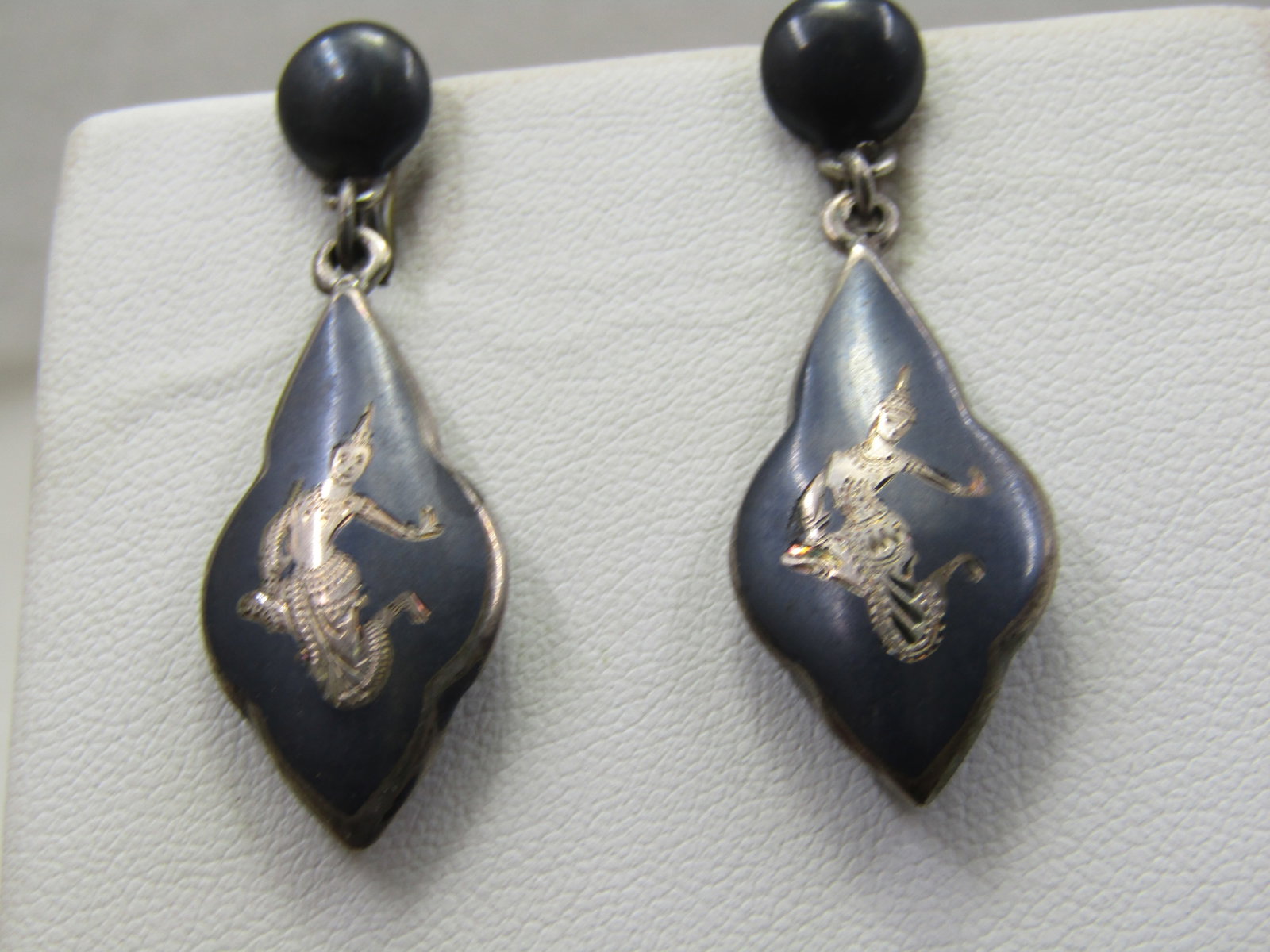 Vintage Sterling Siam Goddess Black Goddess Earrings, Screw Back - 2