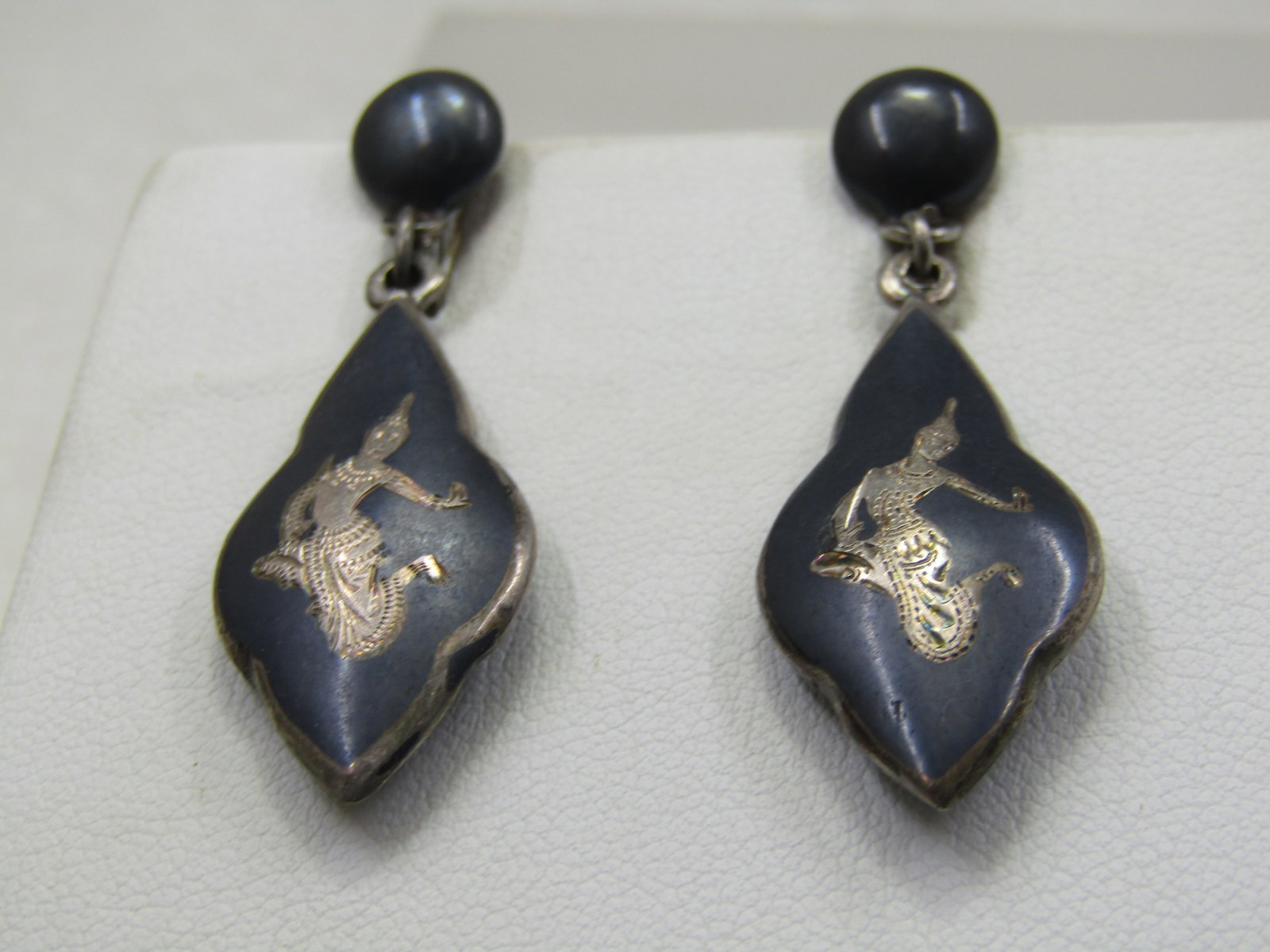 Vintage Sterling Siam Goddess Black Goddess Earrings, Screw Back - 4