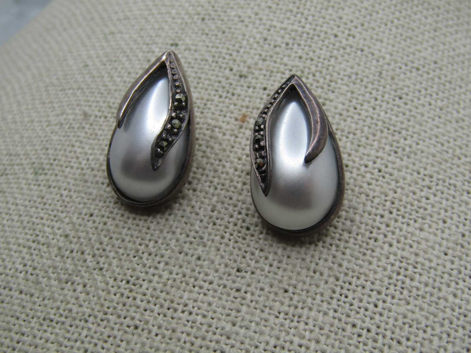 Vintage Sterling Marcasite/Faux Pearl Earrings, Pierced, 1980's - 4