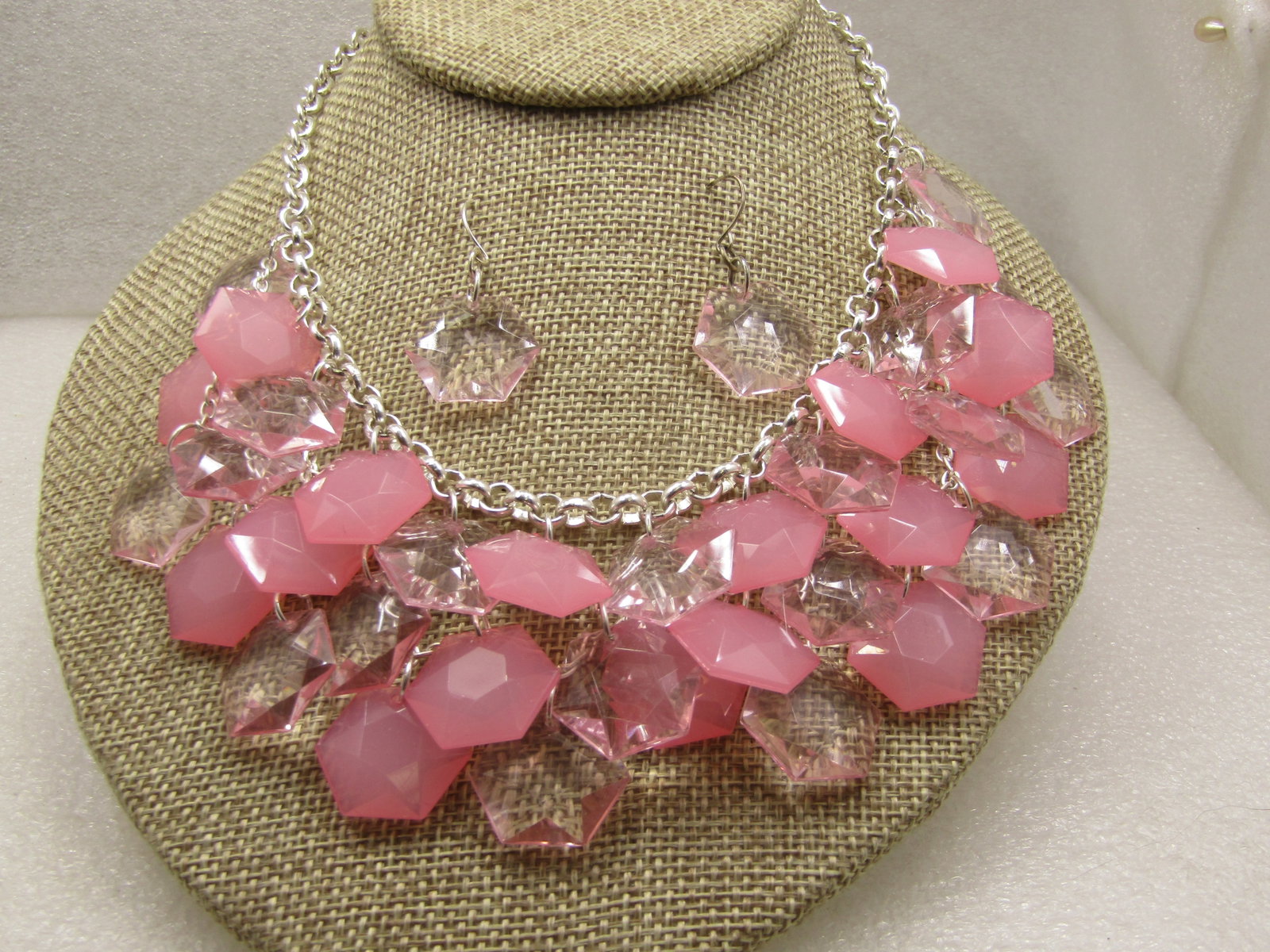 Vintage Pink Dangle Bib Necklace & Earrings Set, Pierced, 1980's-1990's: Vintage Pink Dangle Bib Necklace & Earrings Set, Pierced, 1980's-1990's. The necklace is 16" long with 3" extra extender chain. The chain is a bright silver tone chain that is appx. 5mm wide with oval