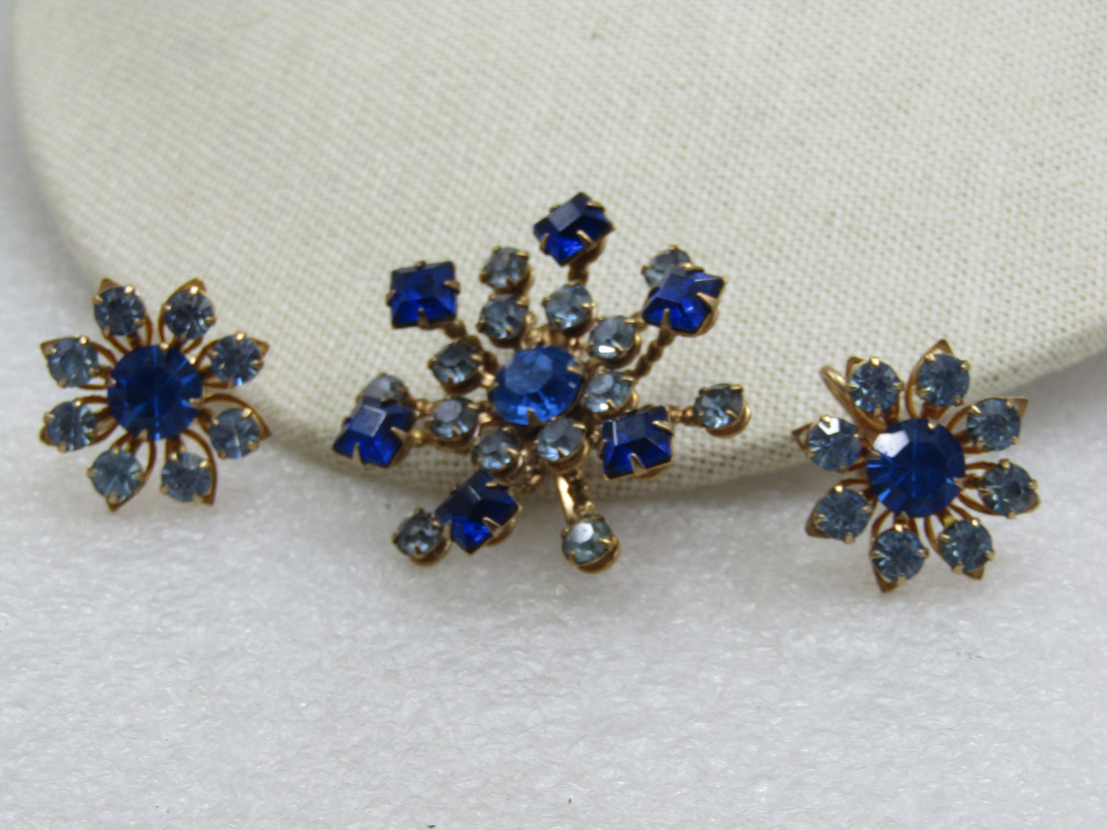 Vintage Rhinestone Brooch & Earrings Set, Screwback, 1950's-1960's - 2