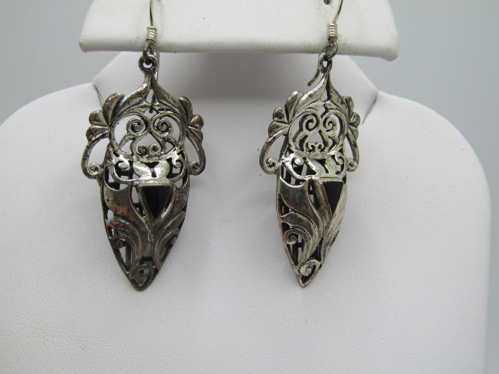 Vintage Sterling Onyx Scrolled Earrings, Pierced, 1980's-1990's - 6