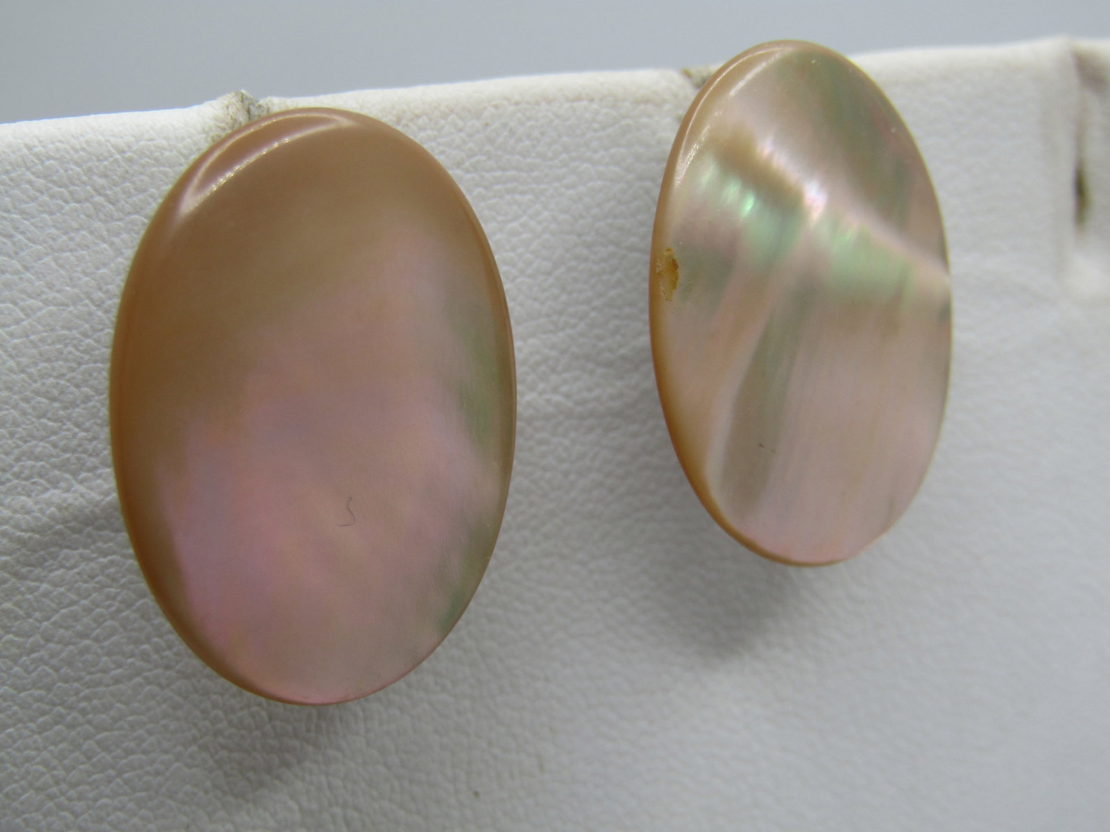 Vintage Tan Mother-of-Pearl Earrings, Screwback, 1960's - 2