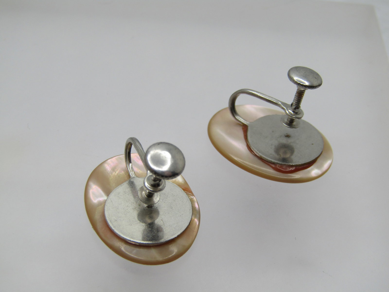 Vintage Tan Mother-of-Pearl Earrings, Screwback, 1960's - 5