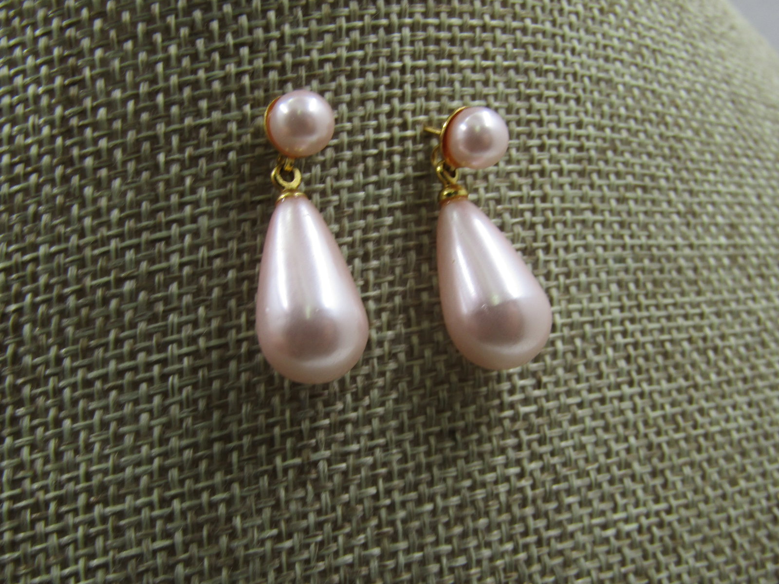 Vintage Pink Pearly Stud & Drop Earrings - 3