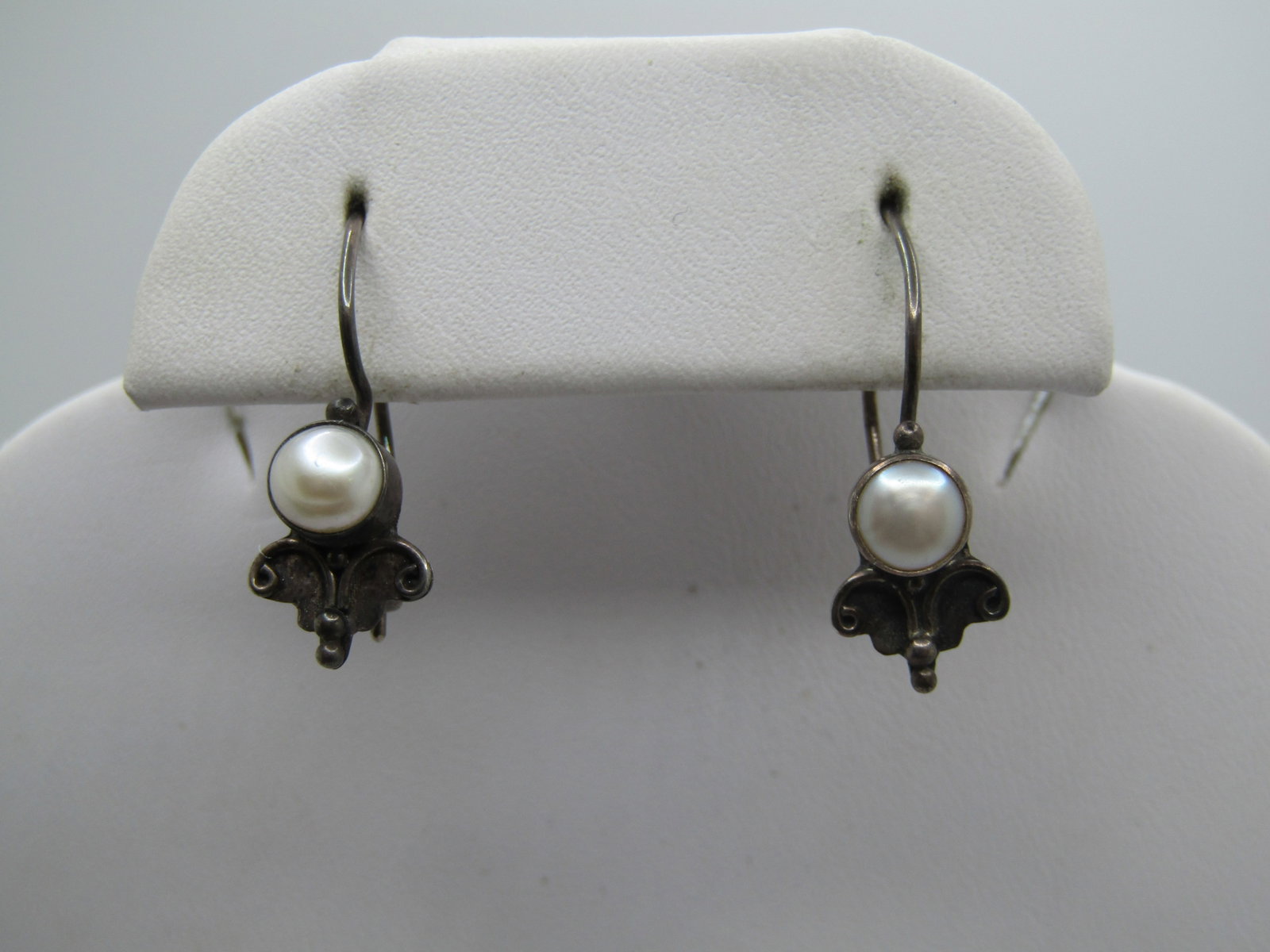 Vintage Sterling Pearl Pierced Earrings, 1", White Tahitian - 2