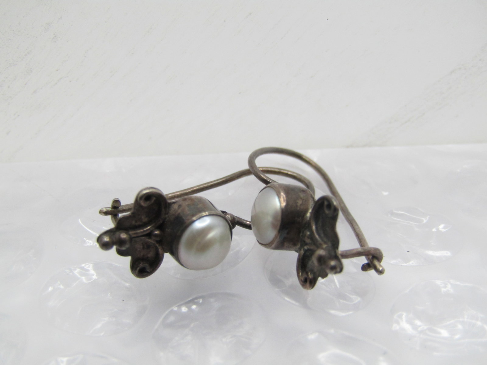 Vintage Sterling Pearl Pierced Earrings, 1", White Tahitian - 6