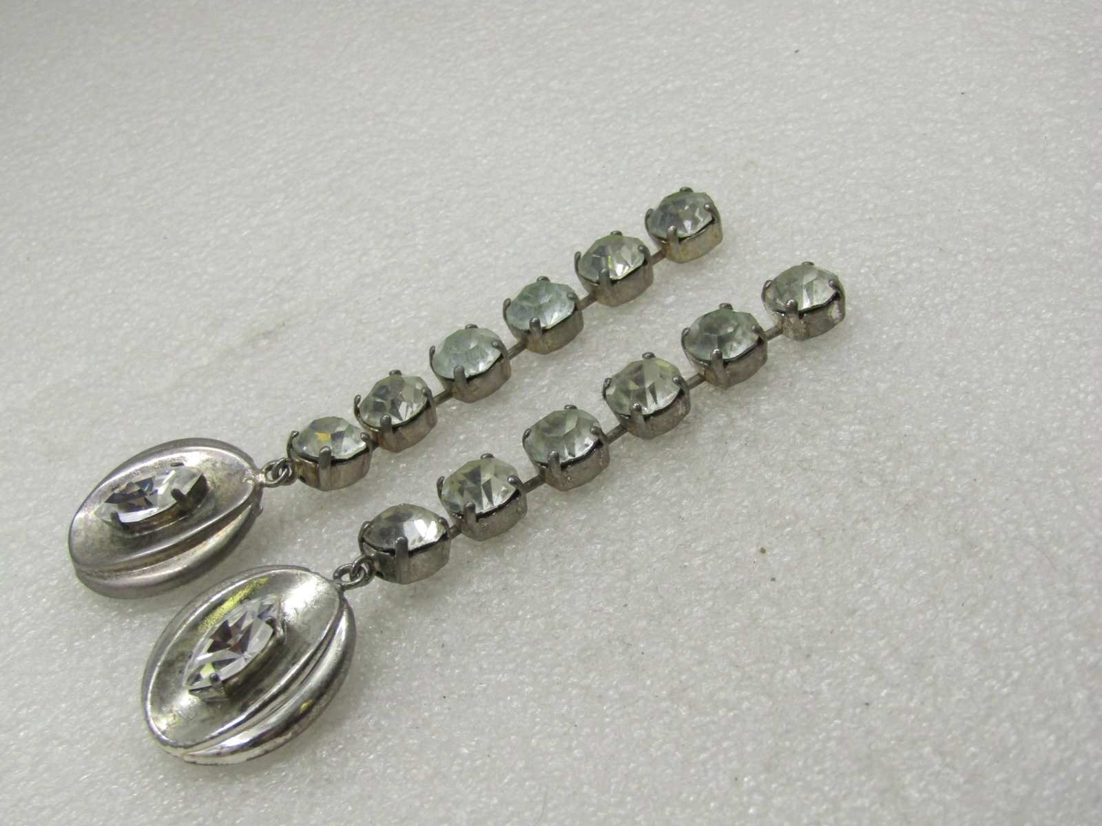 Vintage Art Deco Long Rhinestone Earrings, Clip, 1960's - 5
