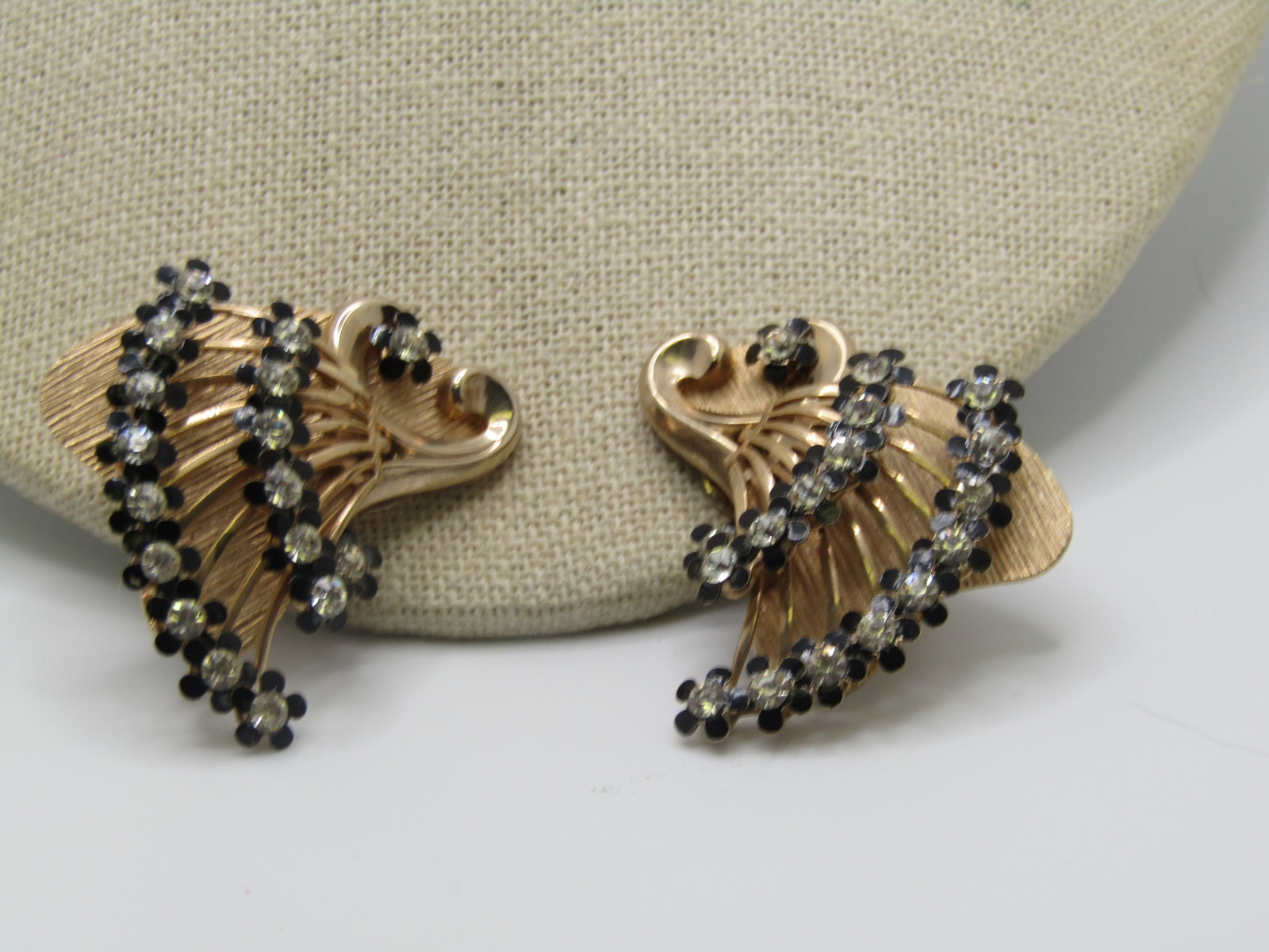 Vintage Blossom Rhinestone Clip Earrings, Art Deco Themed, 1940's - 3