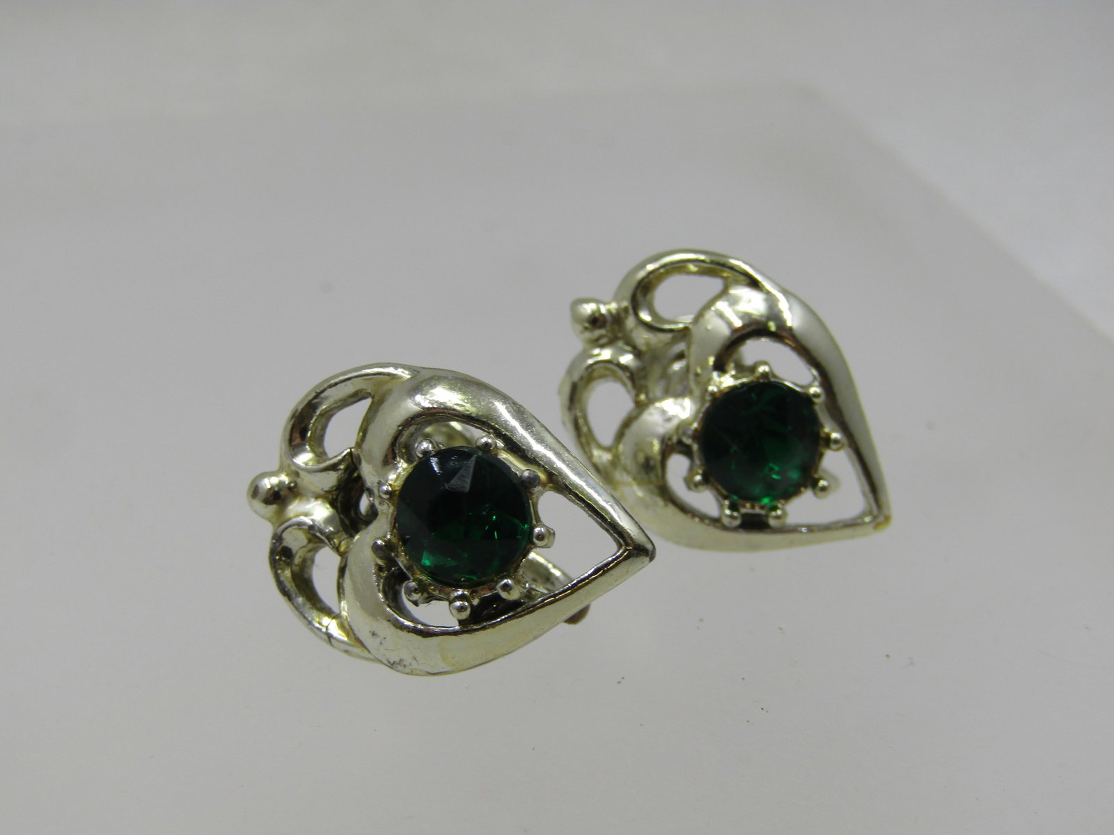 Vintage Green Rhinestone Leaf Earrings, Screwback, 1940's-1960's - 2