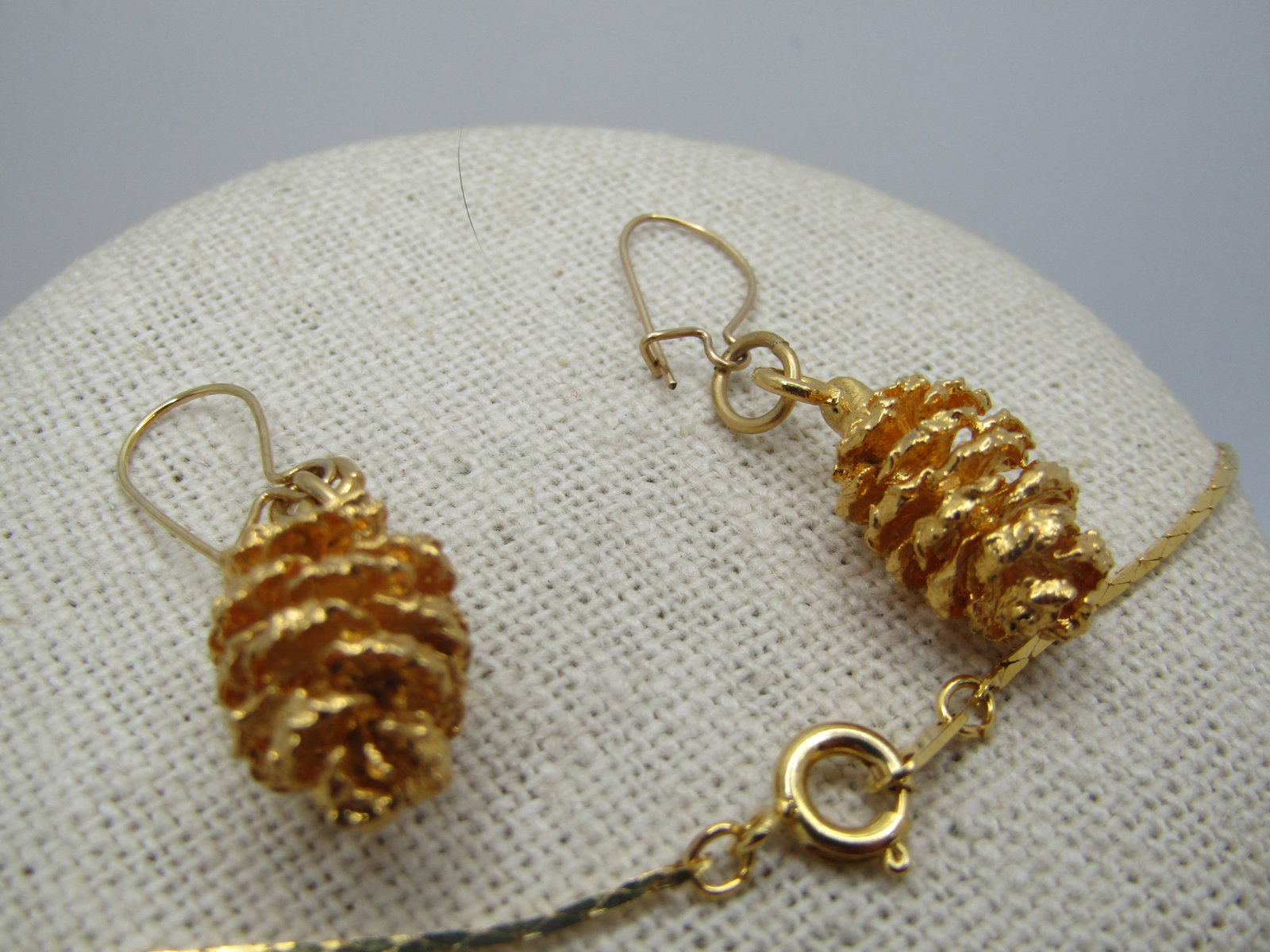 Vintage Pinecone Necklace & Earrings Set, Pierced, 22", 1970's-1980's - 3