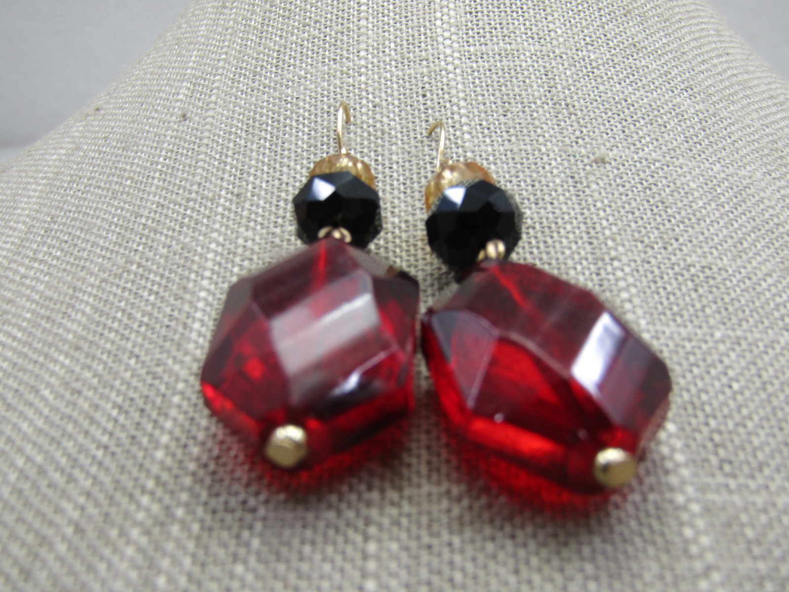 Vintage Erica Lyons Red & Black Drop Earrings, Pierced. 2-3/8" - 3