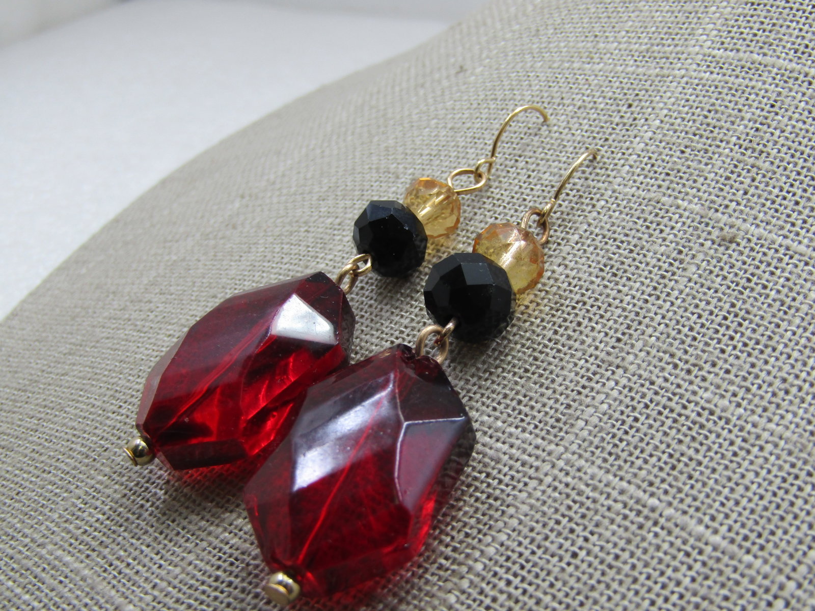 Vintage Erica Lyons Red & Black Drop Earrings, Pierced. 2-3/8" - 4